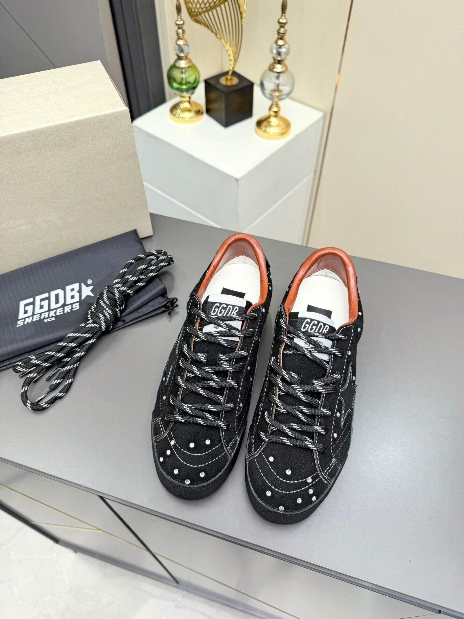 Golden Goose True-Star in black suede with Swarovski B6032702 - Image 4