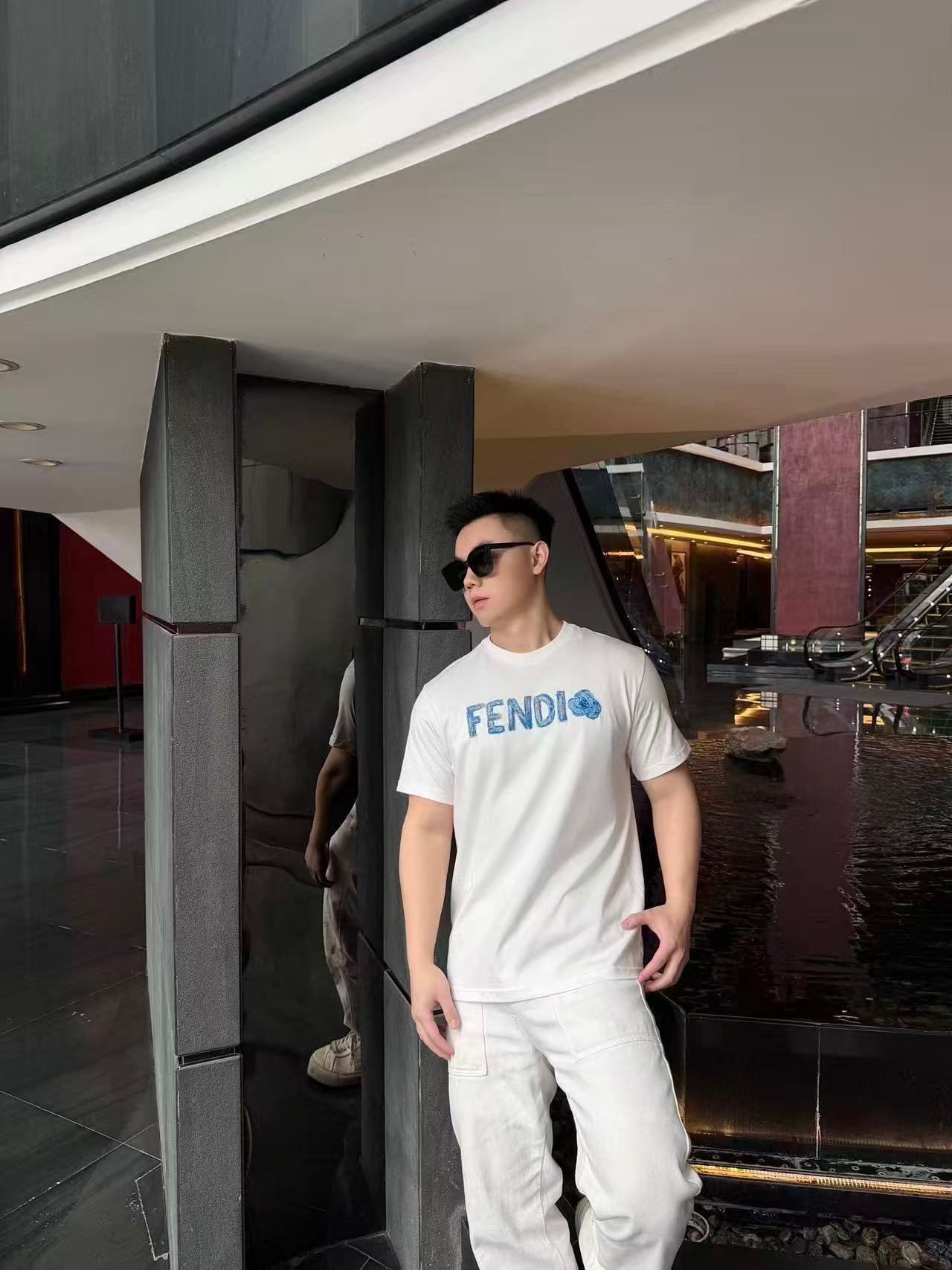 FENDI Embroidered Short-Sleeved T-ShirtM6032703 - Image 10