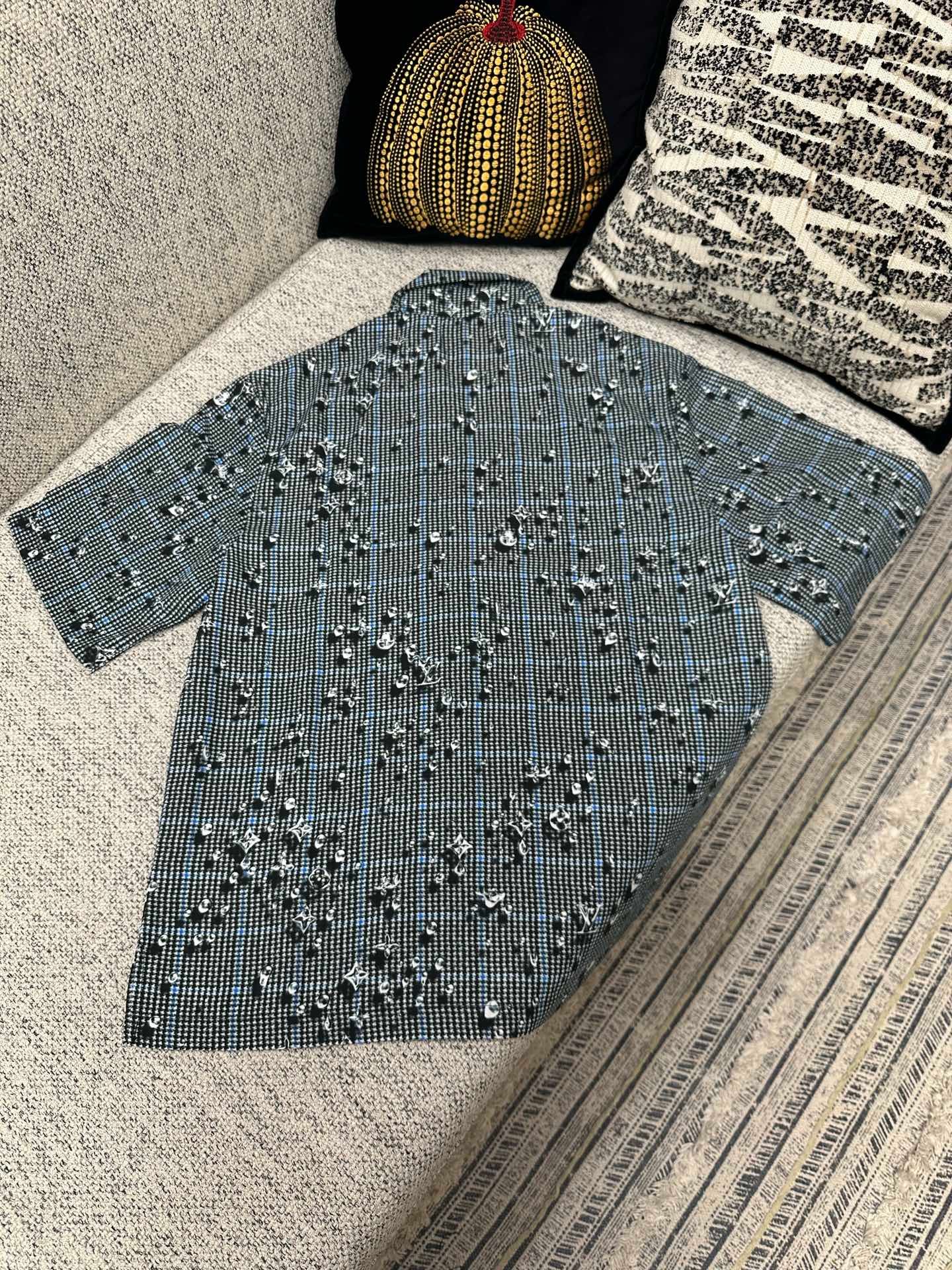 LV26th Edition Classic T-ShirtM6032704 - Image 9