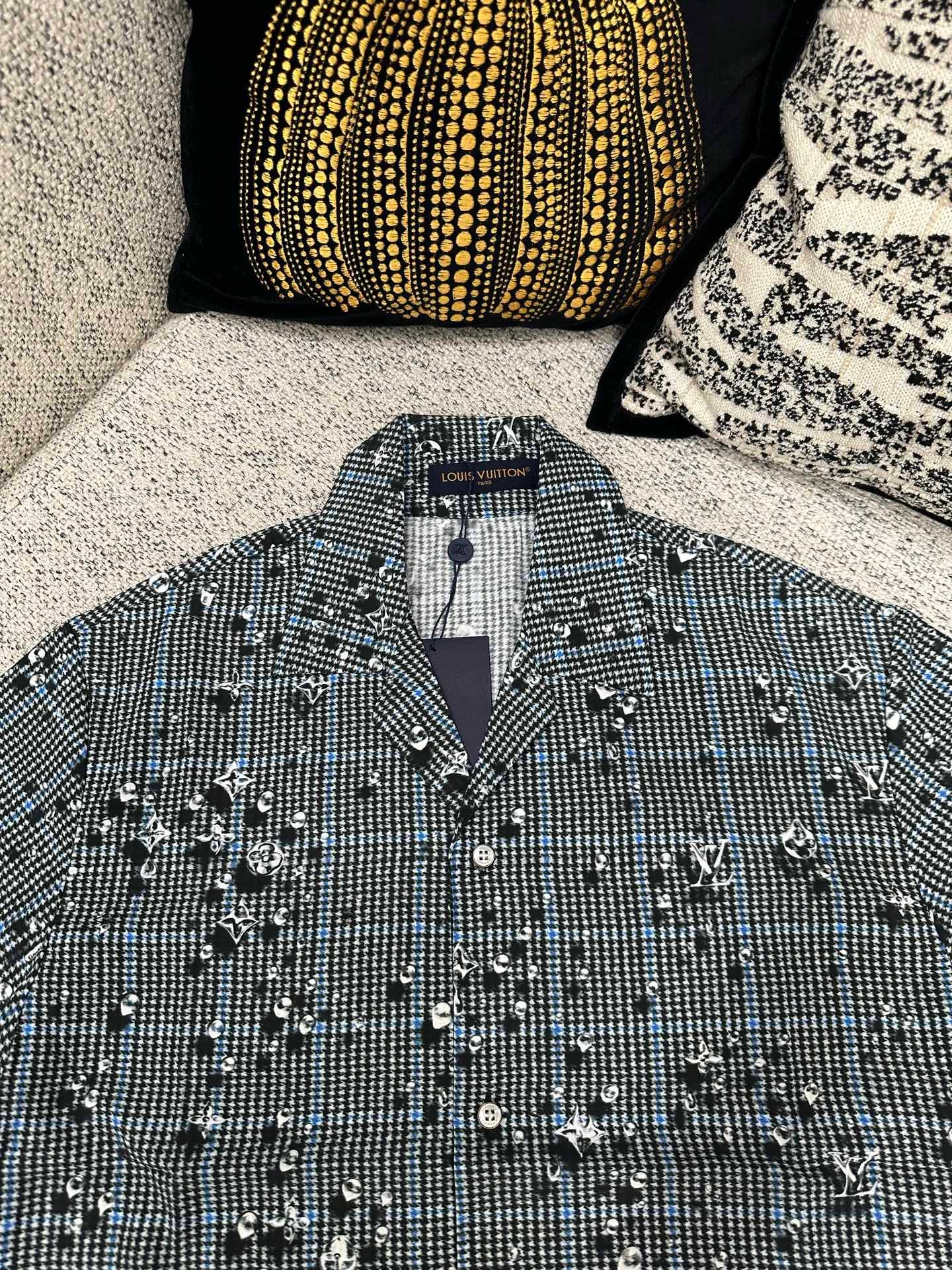 LV26th Edition Classic T-ShirtM6032704 - Image 10