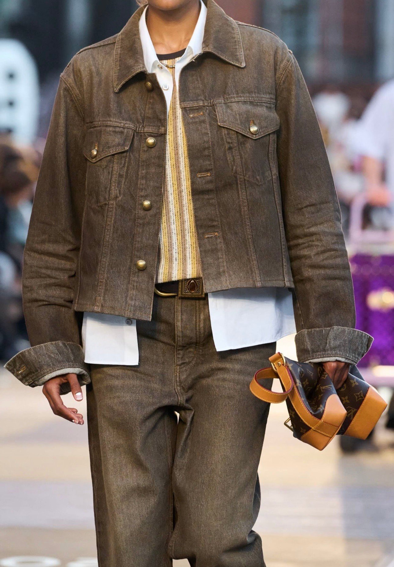 LV26ss New Style Casual Denim Skateboard PantsM6032707 - Image 11