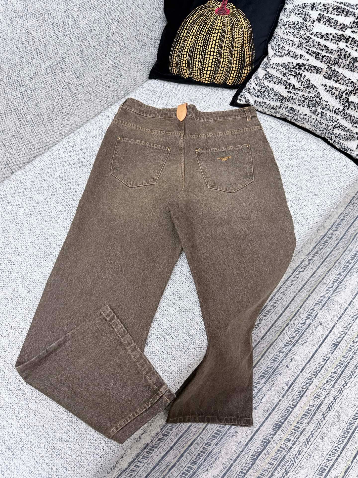 LV26ss New Style Casual Denim Skateboard PantsM6032707 - Image 3