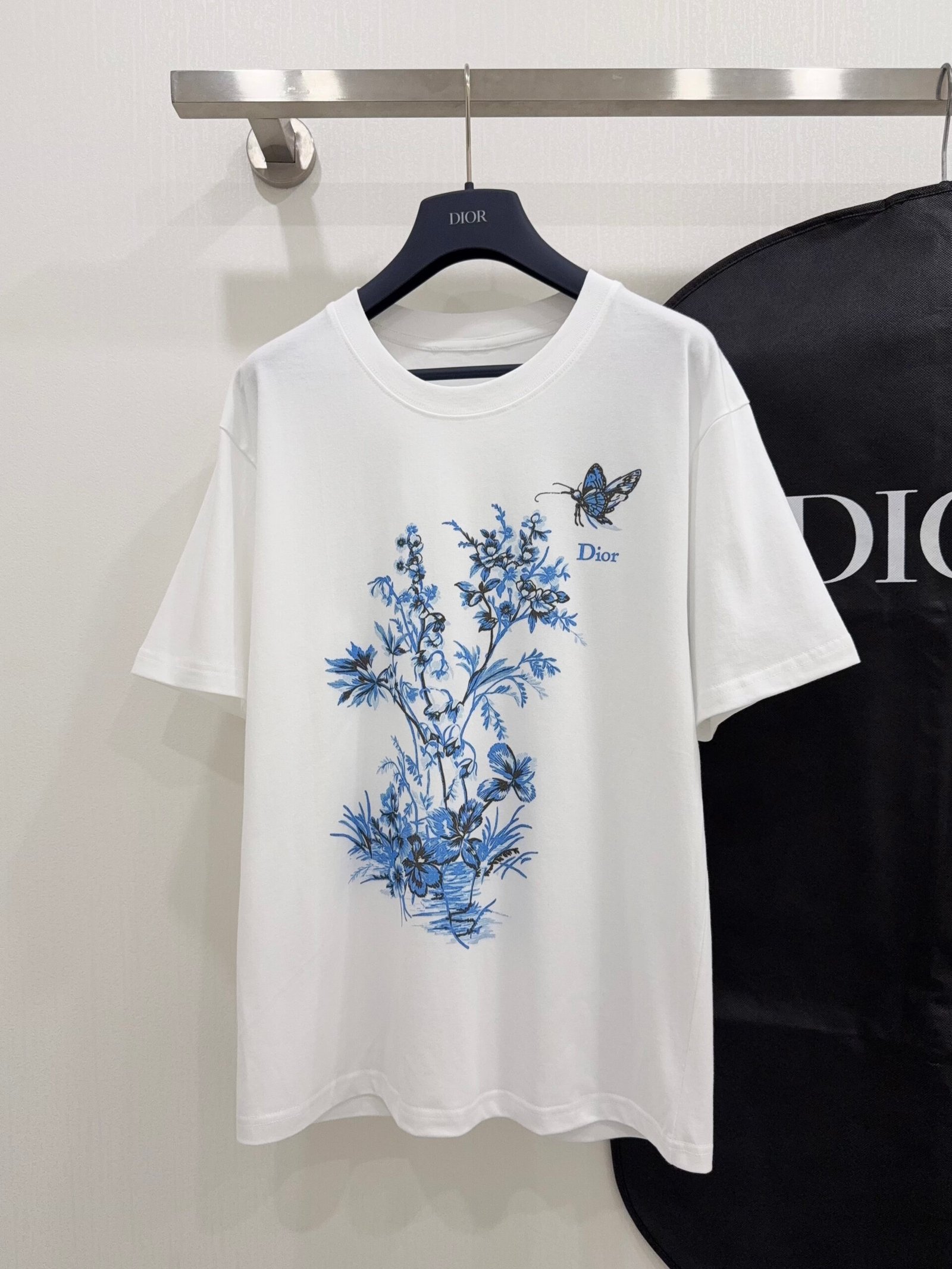 Dior Women's Ready-to-Wear W6033004