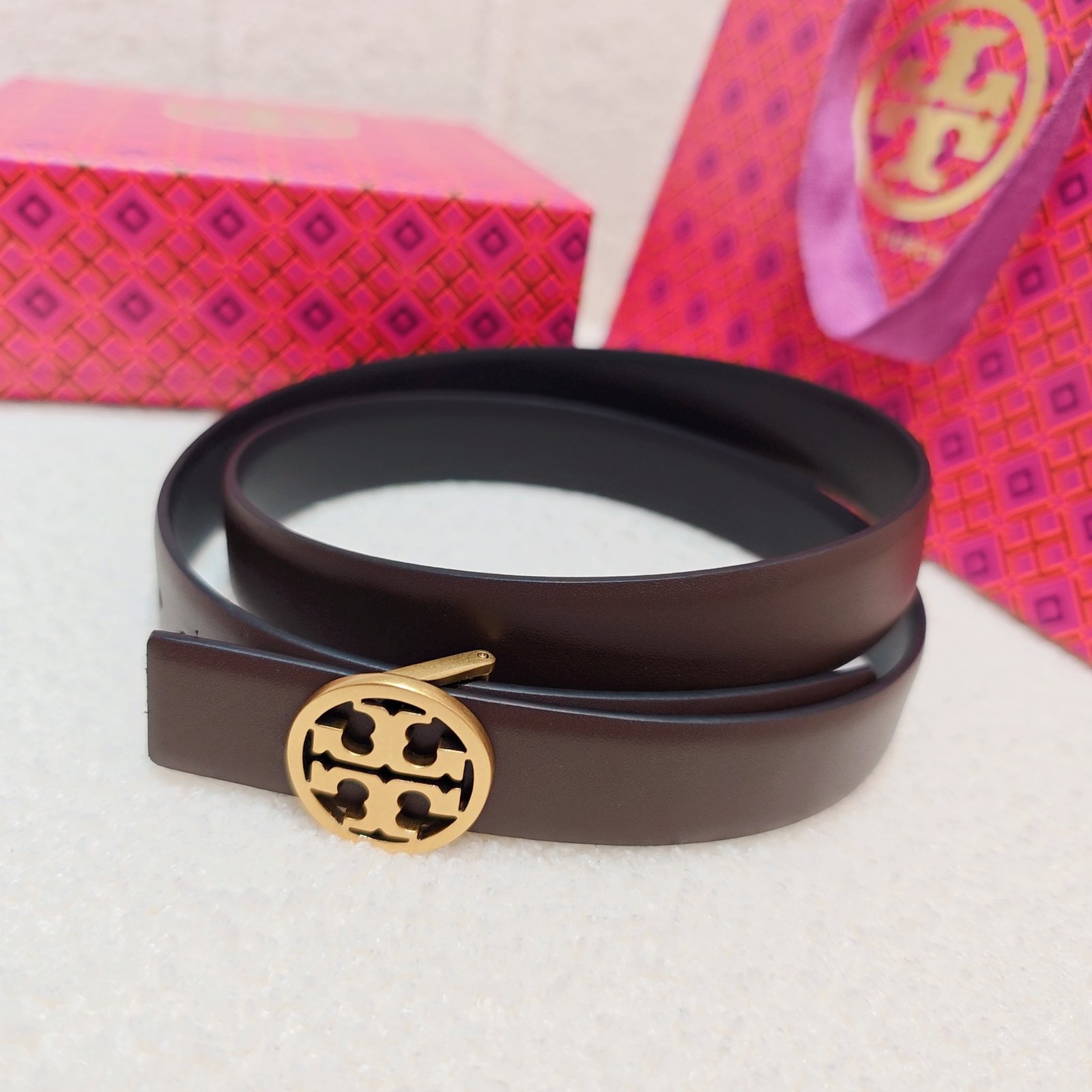 Tory Burch Double-sided Wide Leather Belt B6033102 - Image 2