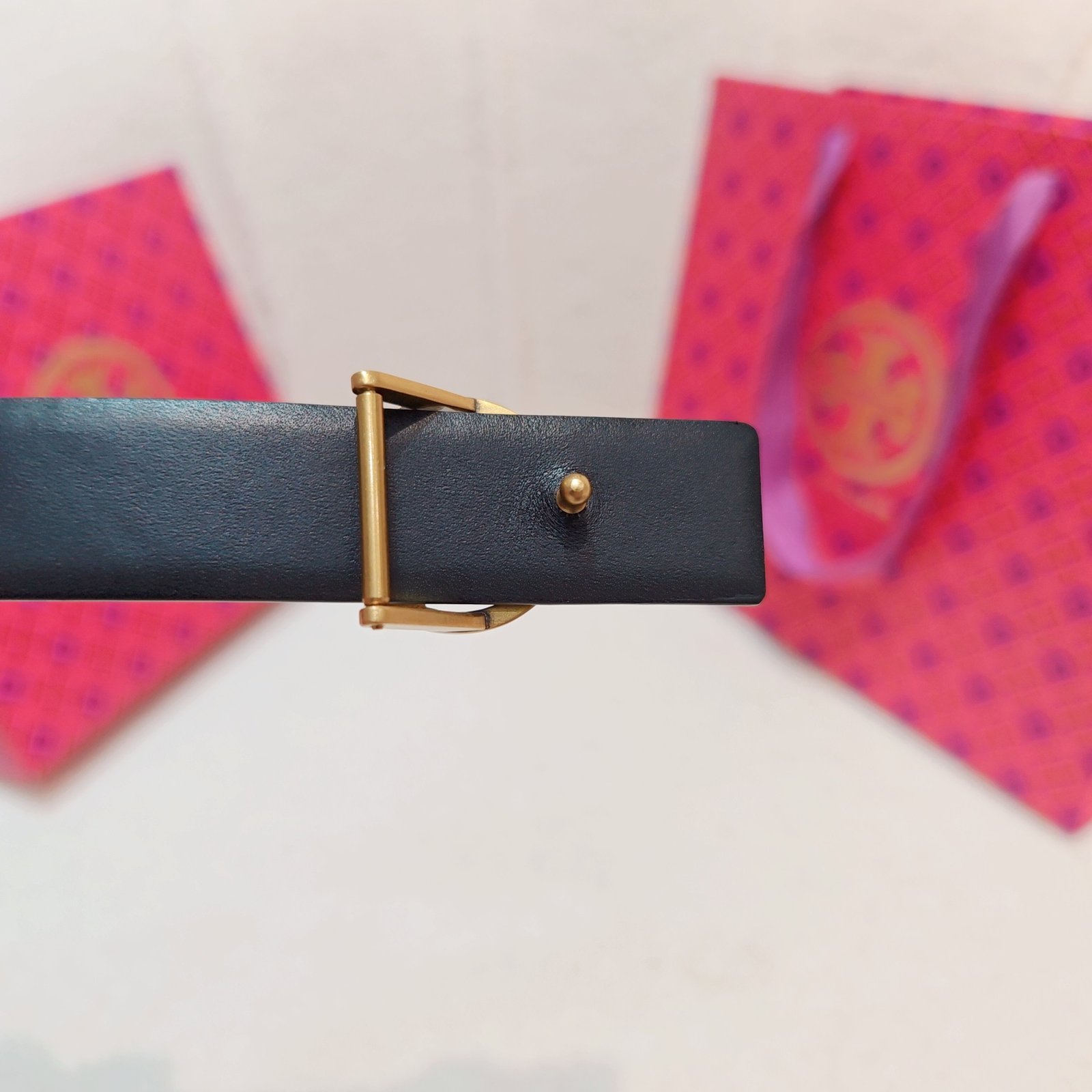 Tory Burch Double-sided Wide Leather Belt B6033102 - Image 7