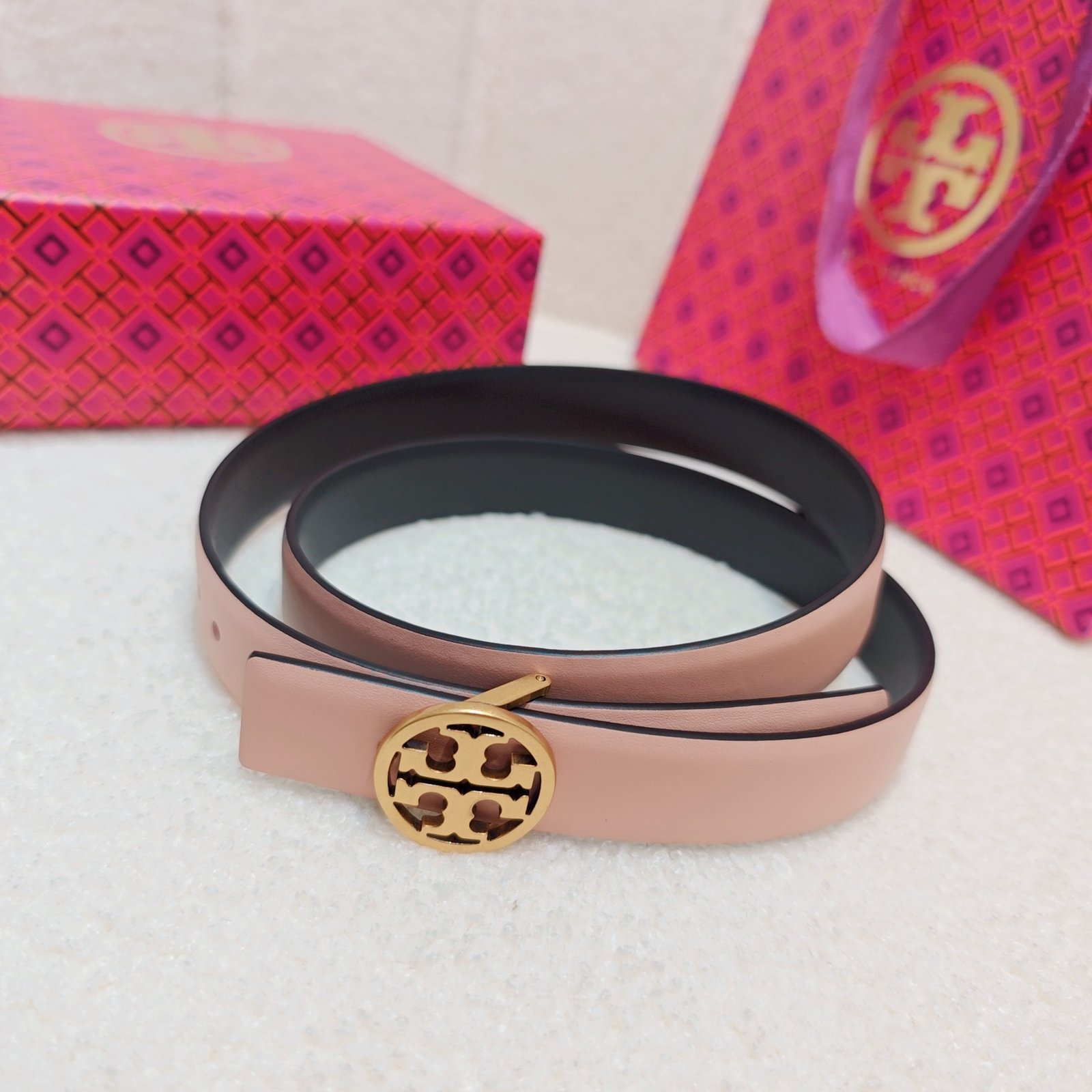 Tory Burch Double-sided Wide Leather Belt B6033102 - Image 9