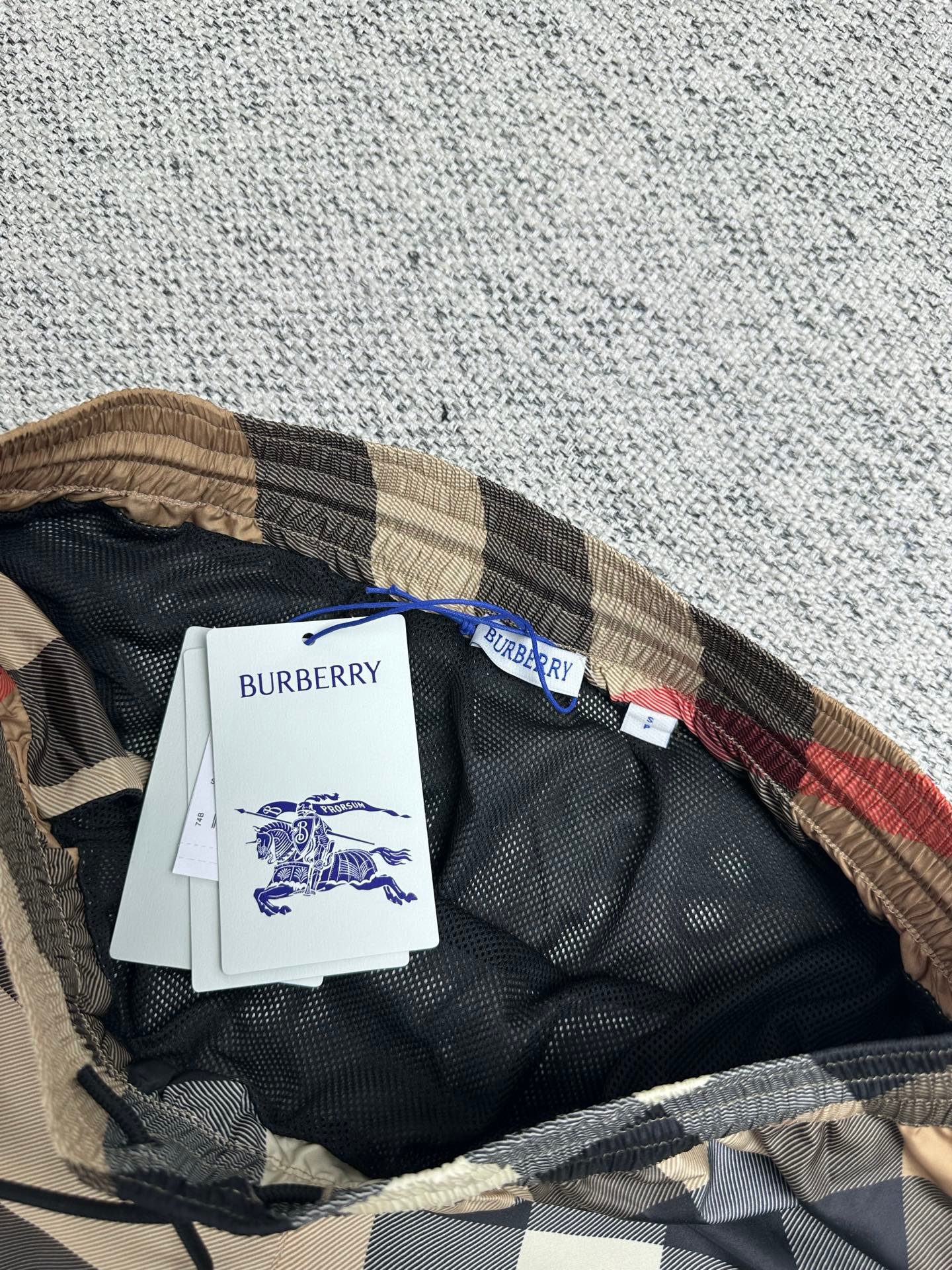 Burberry New drawstring swimming pantsM6033102 - Image 5