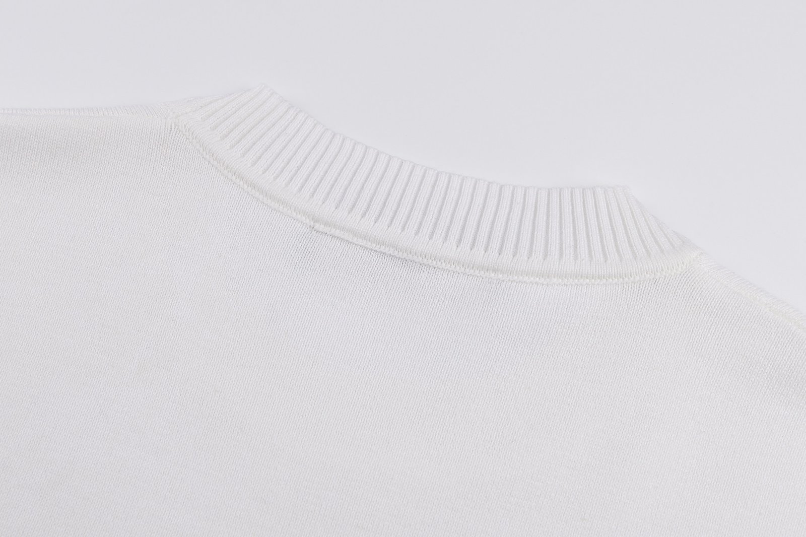 FENDI 26SS LOGO Design Cotton Round-neck Short-sleeved Knitted ShirtM6033105 - Image 9