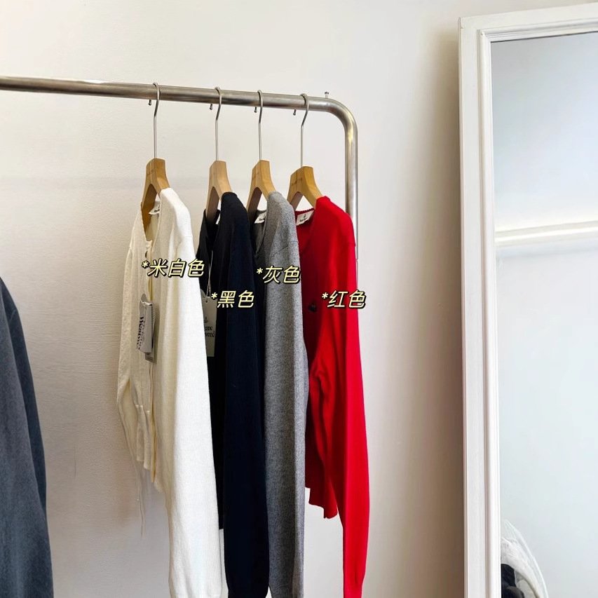 Classic Lace Lady 2026 Knitted Cardigan M6031701 - Image 3