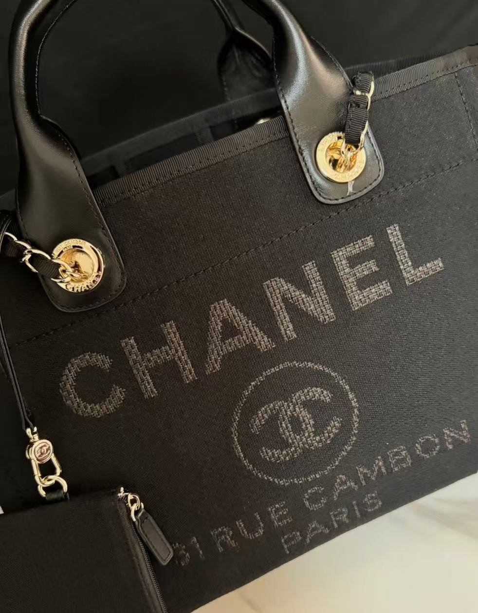 Xiaoxiang Classic Pearl Beach BagB6032506 - Image 6