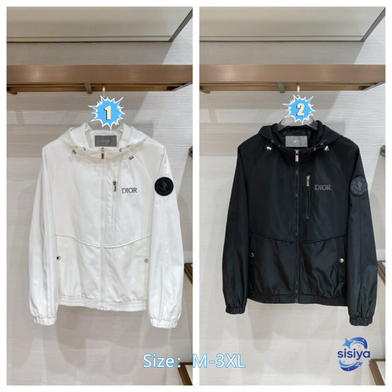 Dior's high-end collection of outerwear is available in both men's and women's versions.M6032004