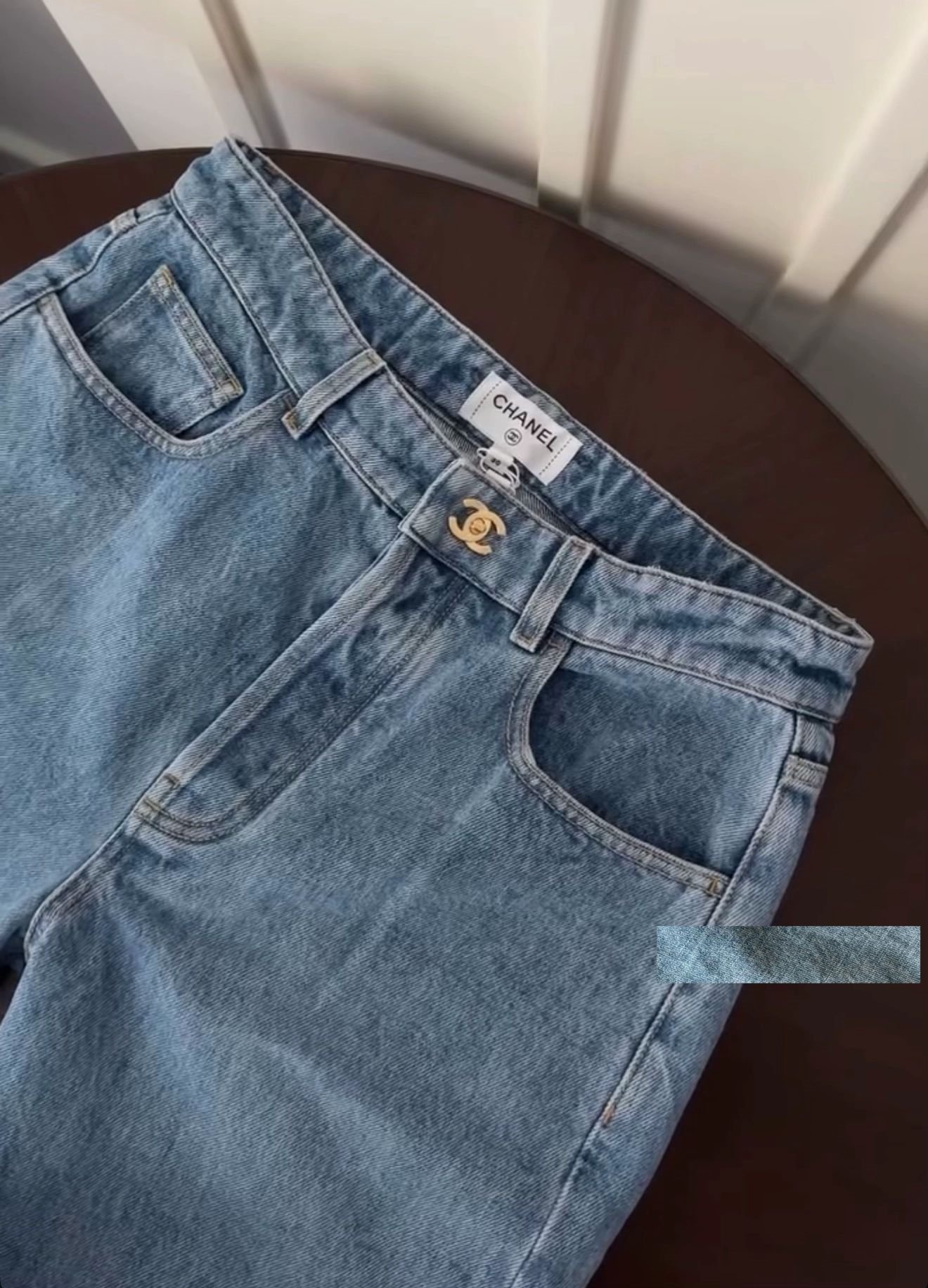 Chanel light blue jeans W6041002 - Image 3