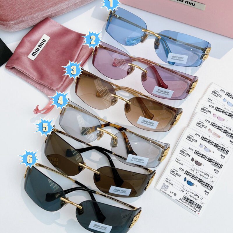 Miu Miu Rectangular Sunglasses B6040908