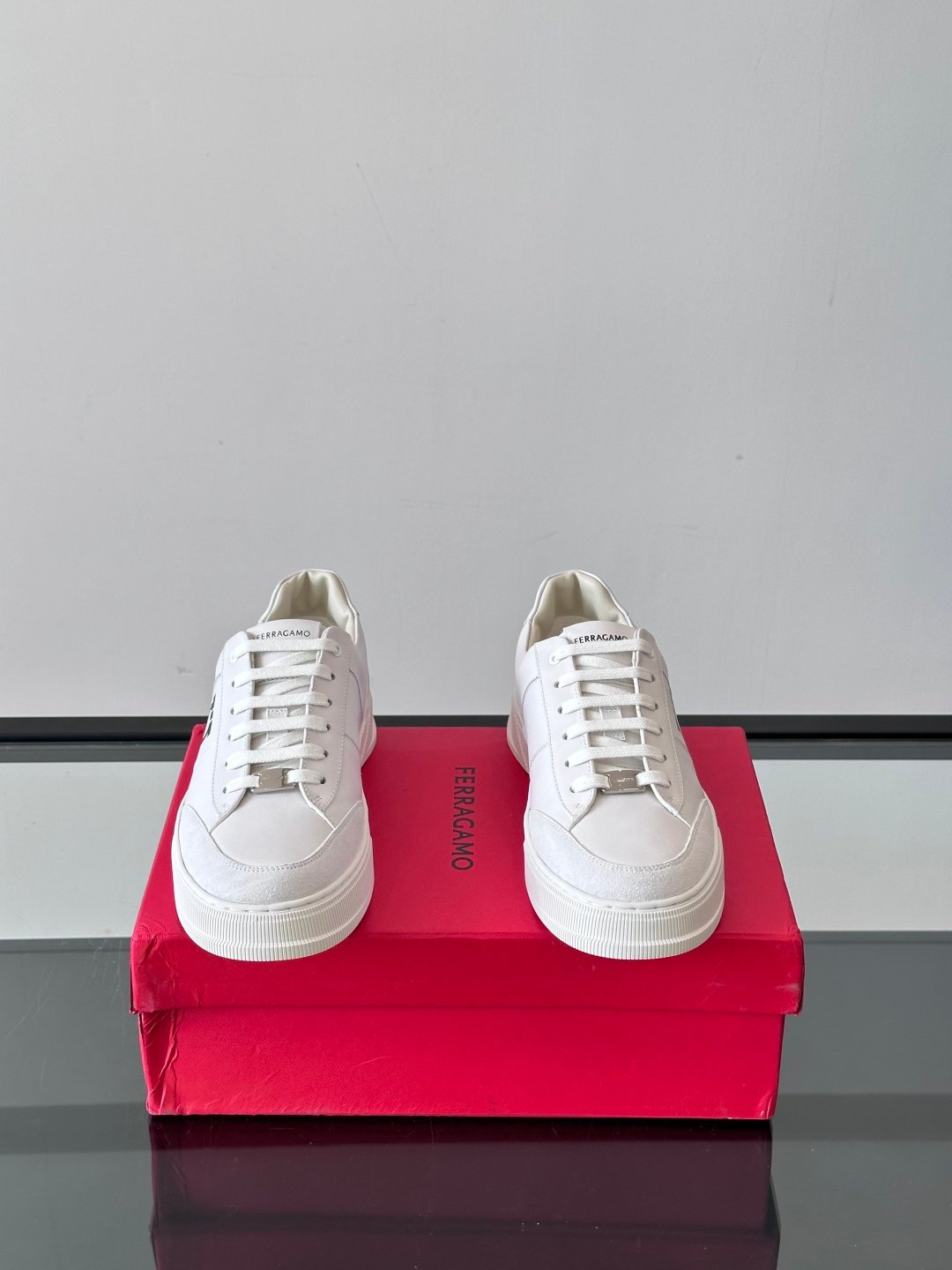 Ferragamo Low cut sneaker B6040401 - Image 2