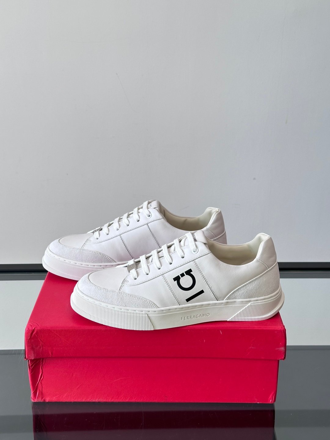 Ferragamo Low cut sneaker B6040401 - Image 3