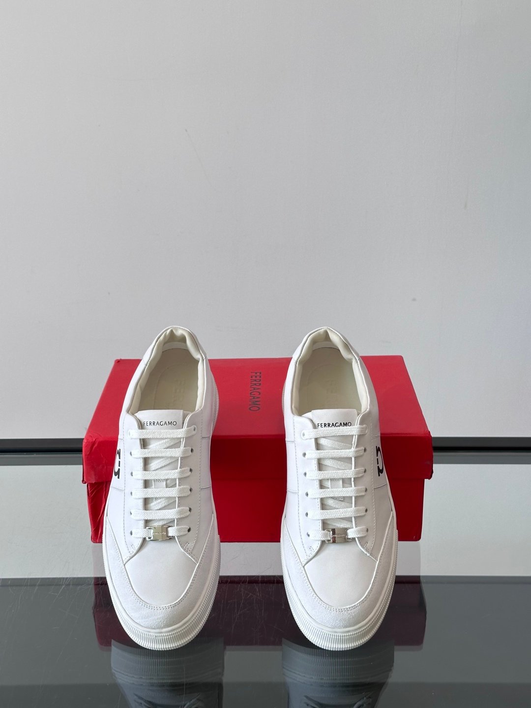 Ferragamo Low cut sneaker B6040401 - Image 4