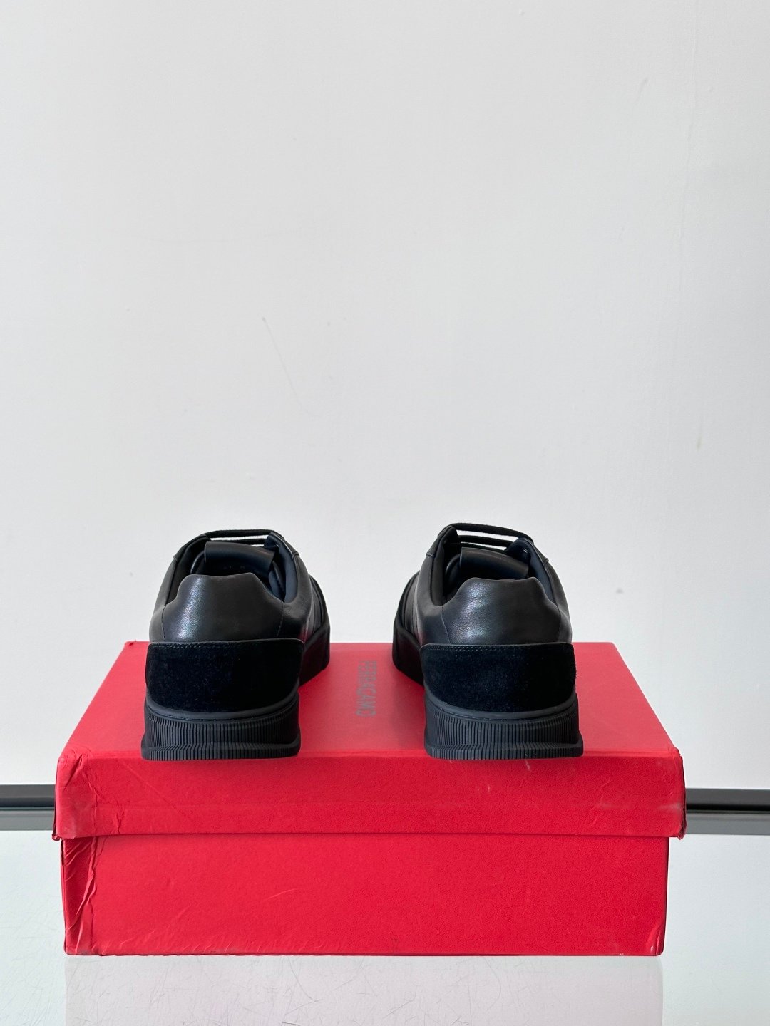 Ferragamo Low cut sneaker B6040401 - Image 7