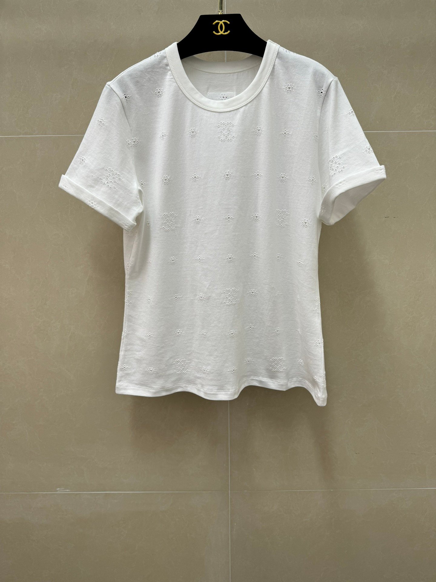 Chanel white open-weave t-shirt W6040603