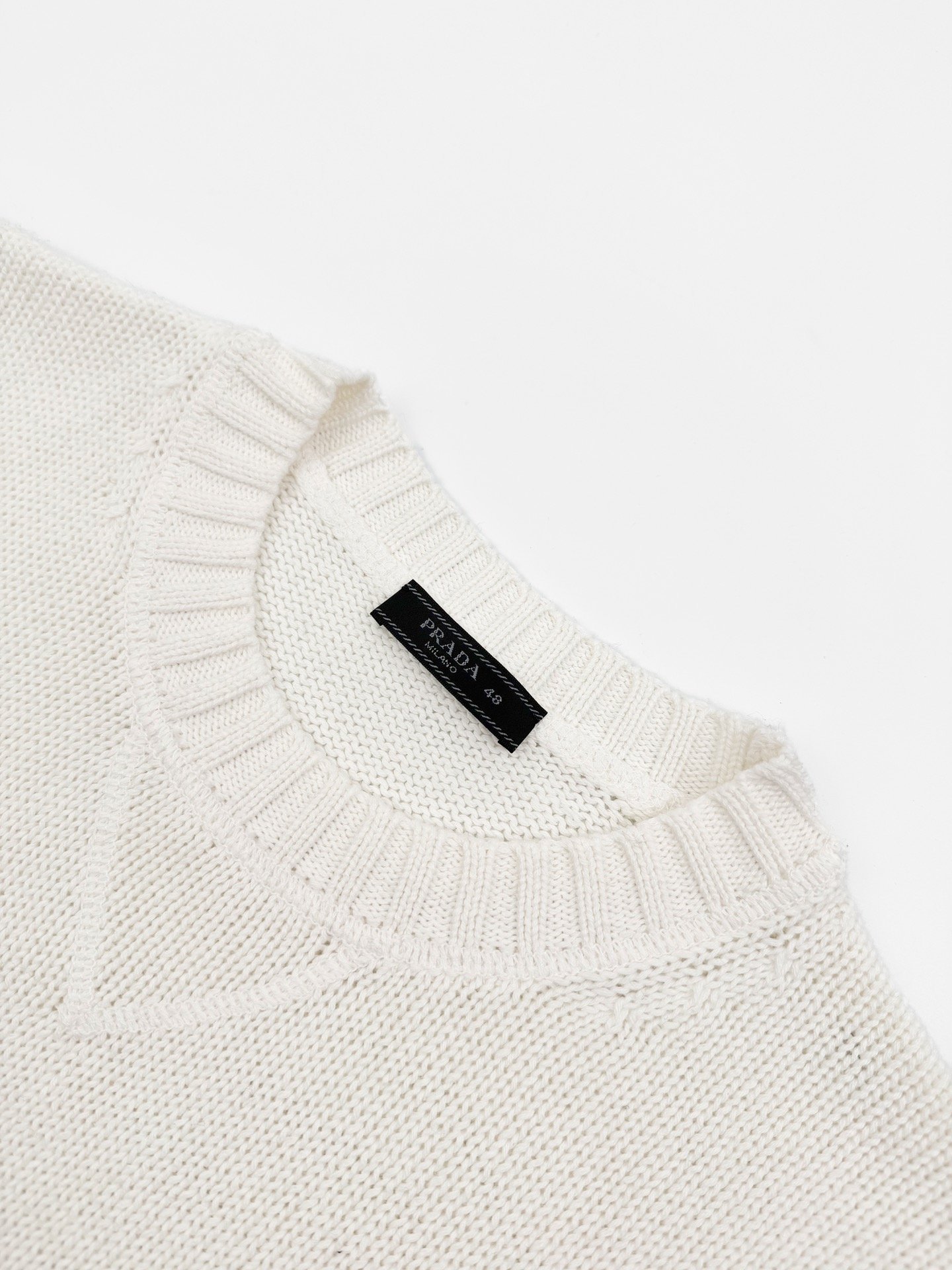 Prada Wool And Cashmere Crew-neck Sweater M6040704 - Image 7