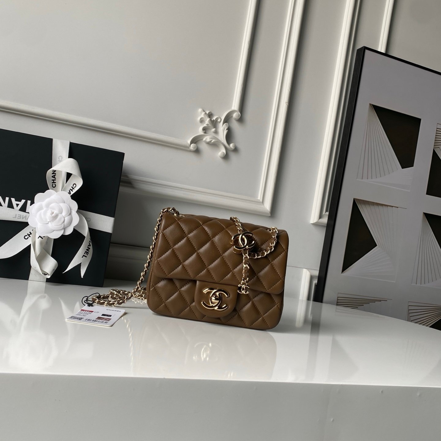 Chanel Mini classic handbag B6040703 - Image 8