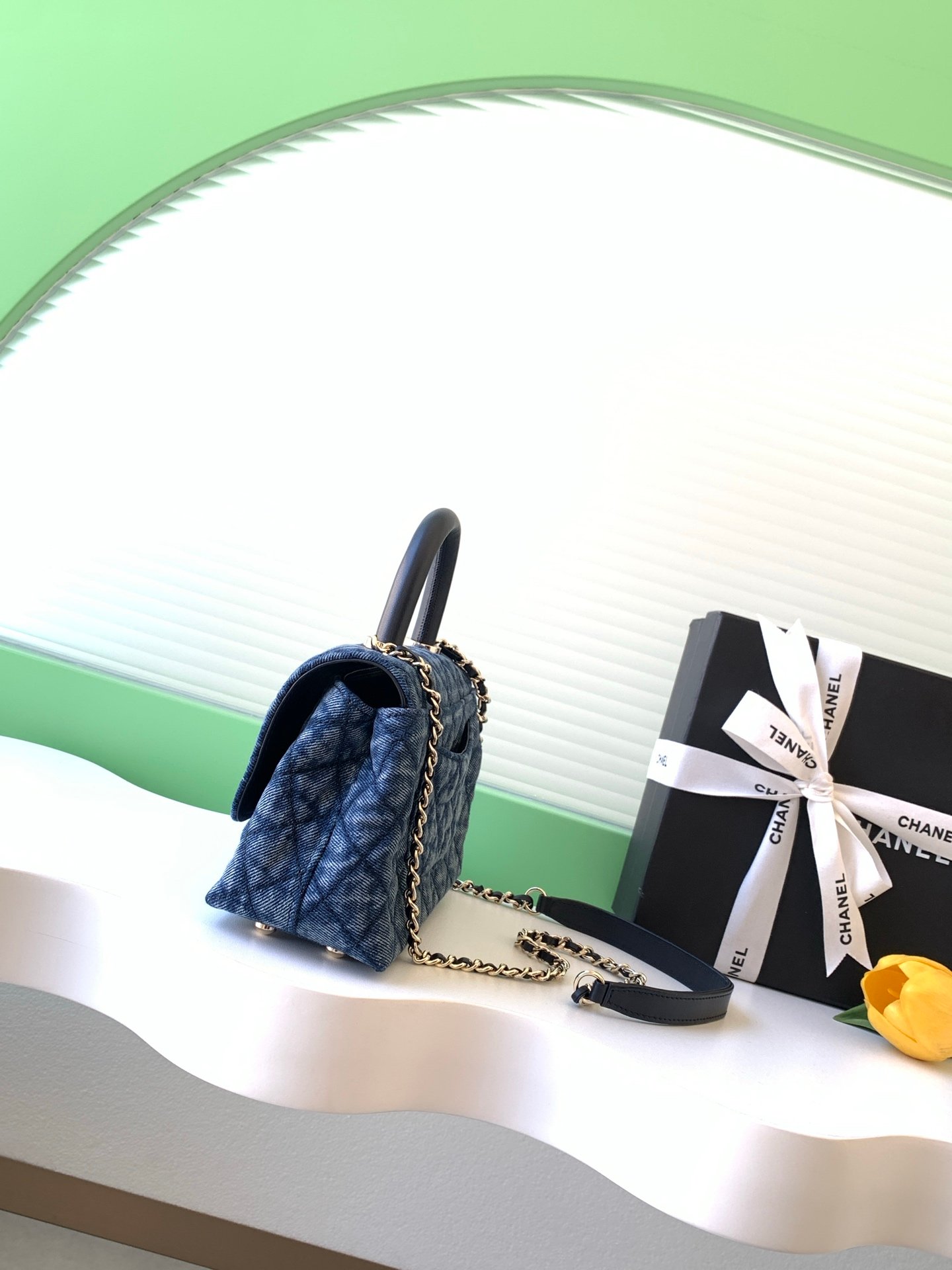 Chanel Coco Handle Denim-pleated Leather Handbag B6040704 - Image 3