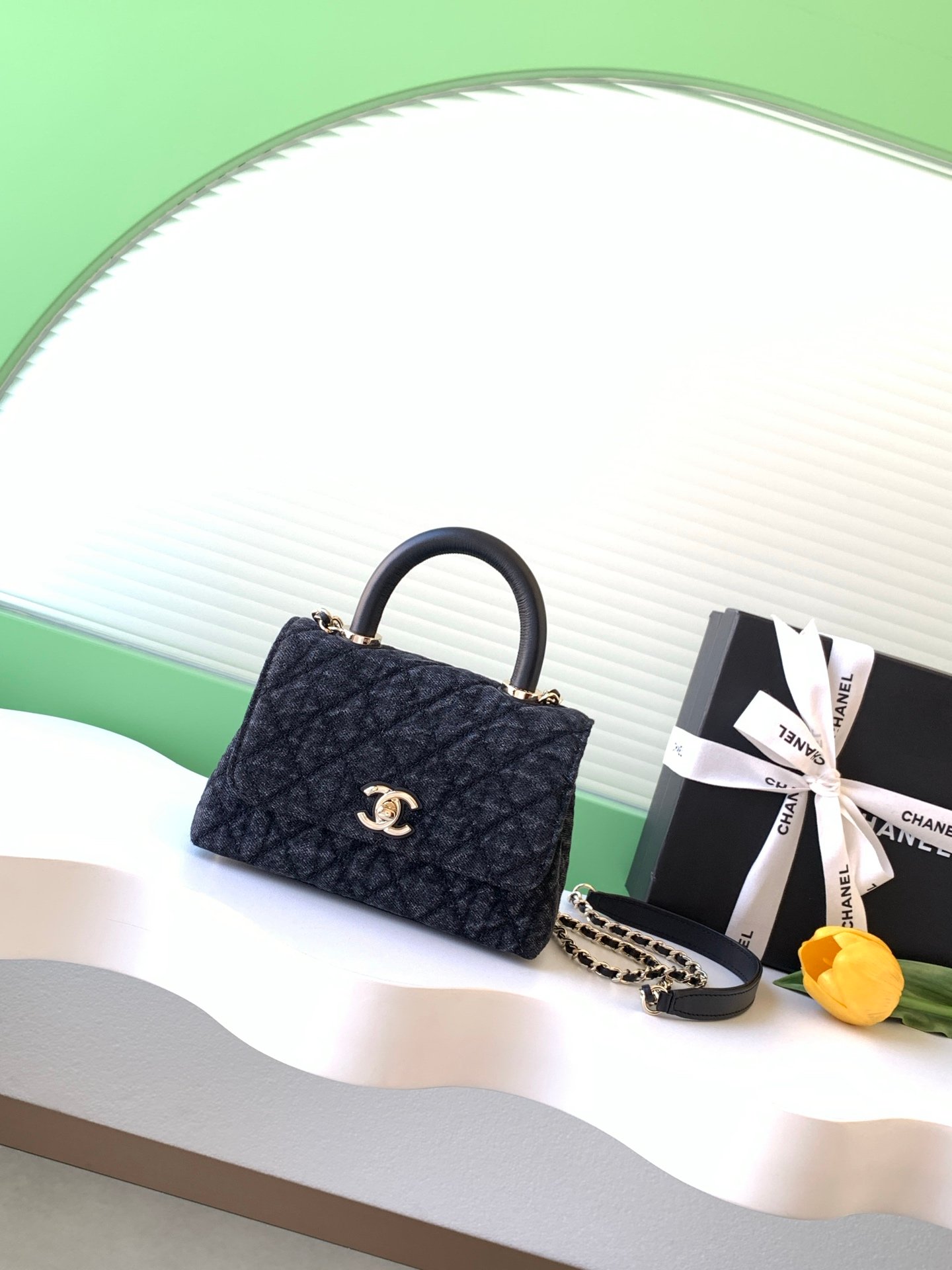 Chanel Coco Handle Denim-pleated Leather Handbag B6040704 - Image 5