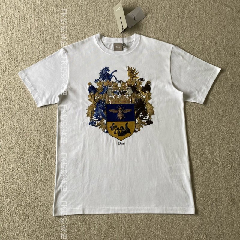 Dr Totem Badge Round-neck Short-sleeved ShirtM6041304