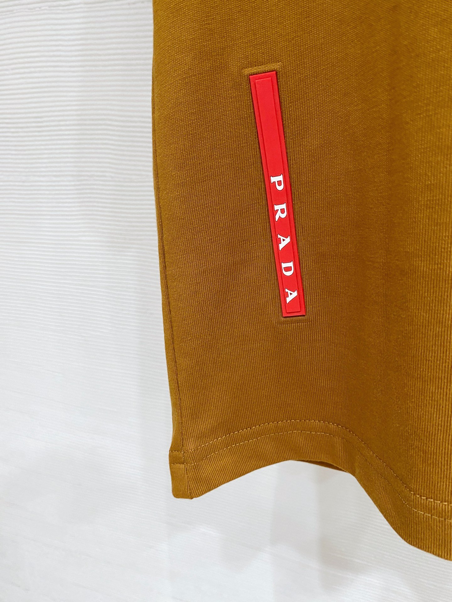 Prada 2026 Spring/Summer Year of the Horse New Year Gift T-shirt (Short Sleeve)M6041402 - Image 15