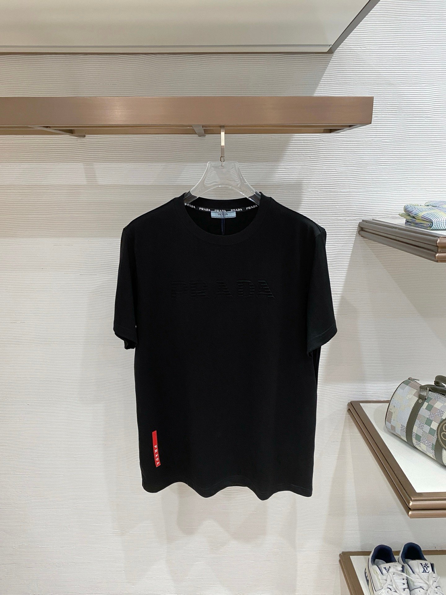Prada 2026 Spring/Summer Year of the Horse New Year Gift T-shirt (Short Sleeve)M6041402 - Image 18