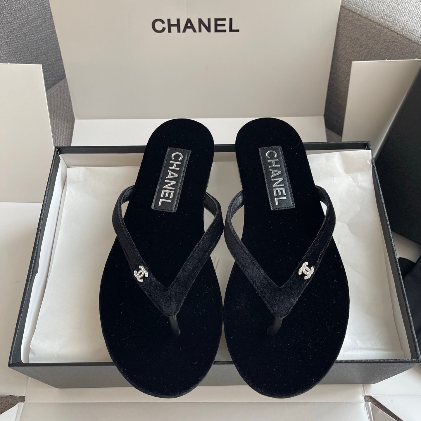 CHANEL black velvet platform sandals B6041401 - Image 8