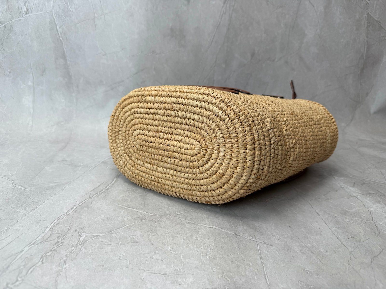 Celine Teen Supple Panier - Leather and Cowhide Handbag B6041501 - Image 4