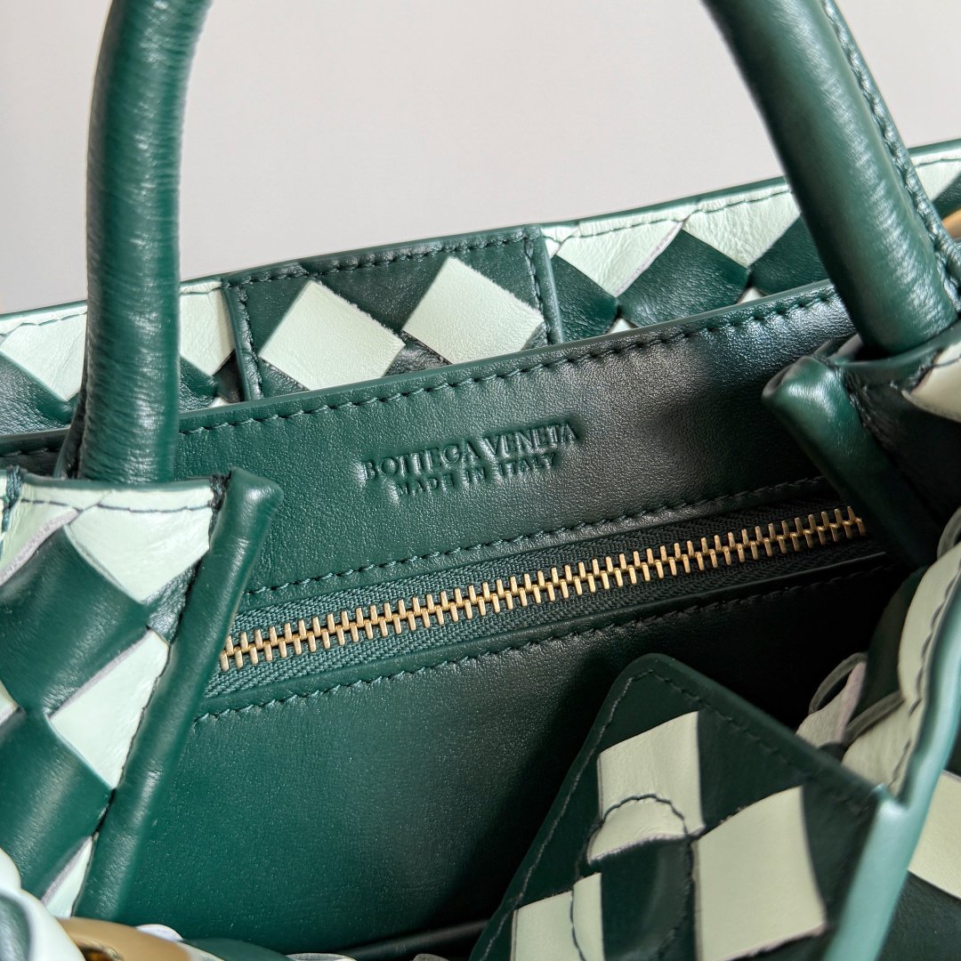 Bottega Veneta Andiamo Small Bicolor Intrecciato Top-Handle B6041605 - Image 8