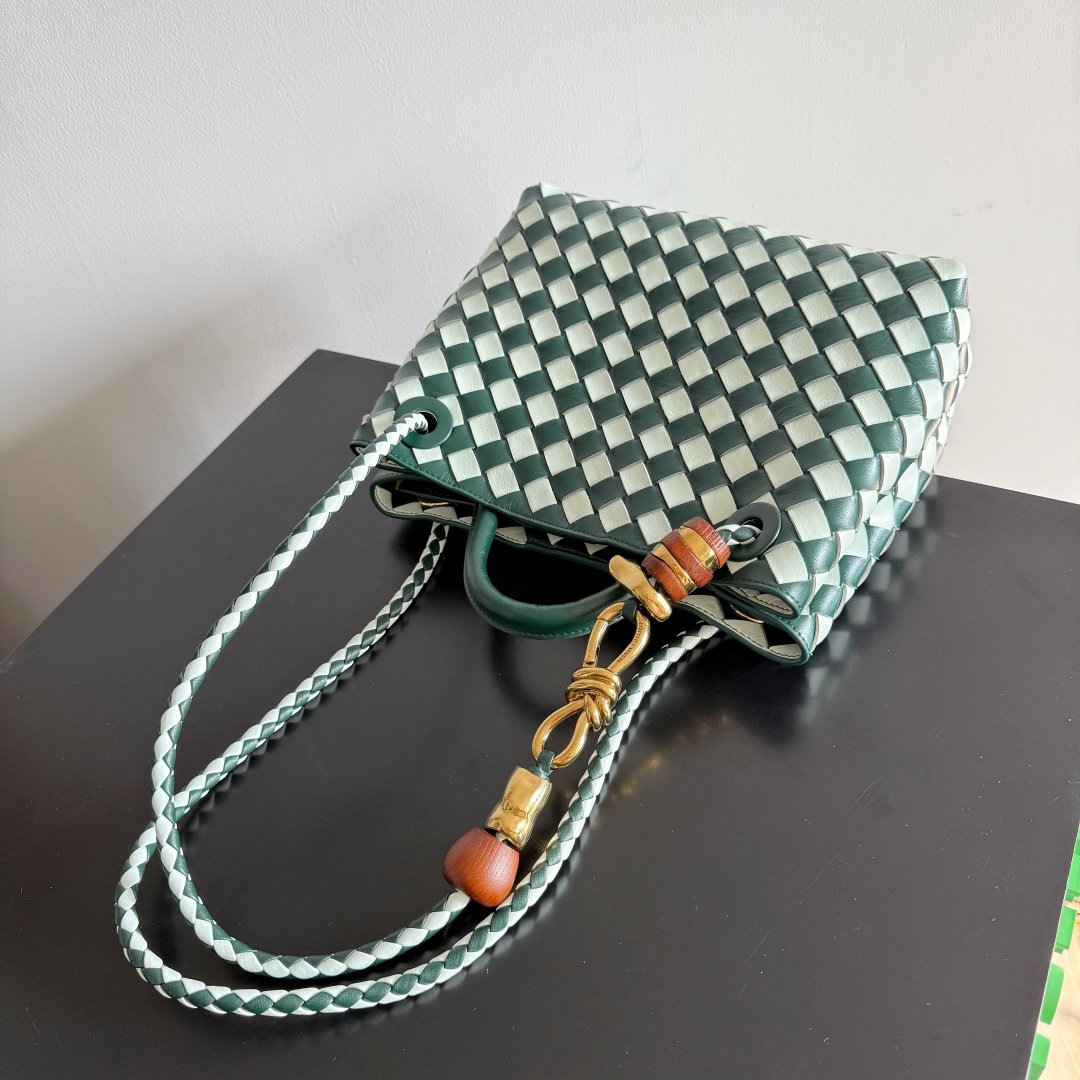 Bottega Veneta Andiamo Small Bicolor Intrecciato Top-Handle B6041605 - Image 10