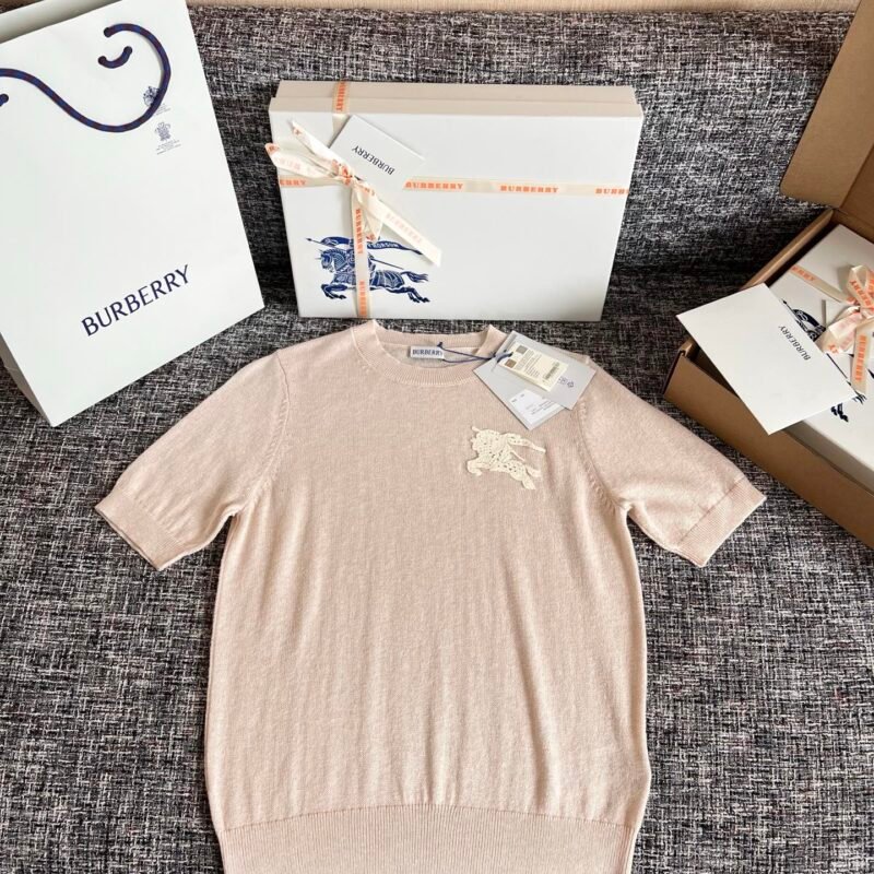 Burberry equestrian knight logo wool blend t-shirt W6042208