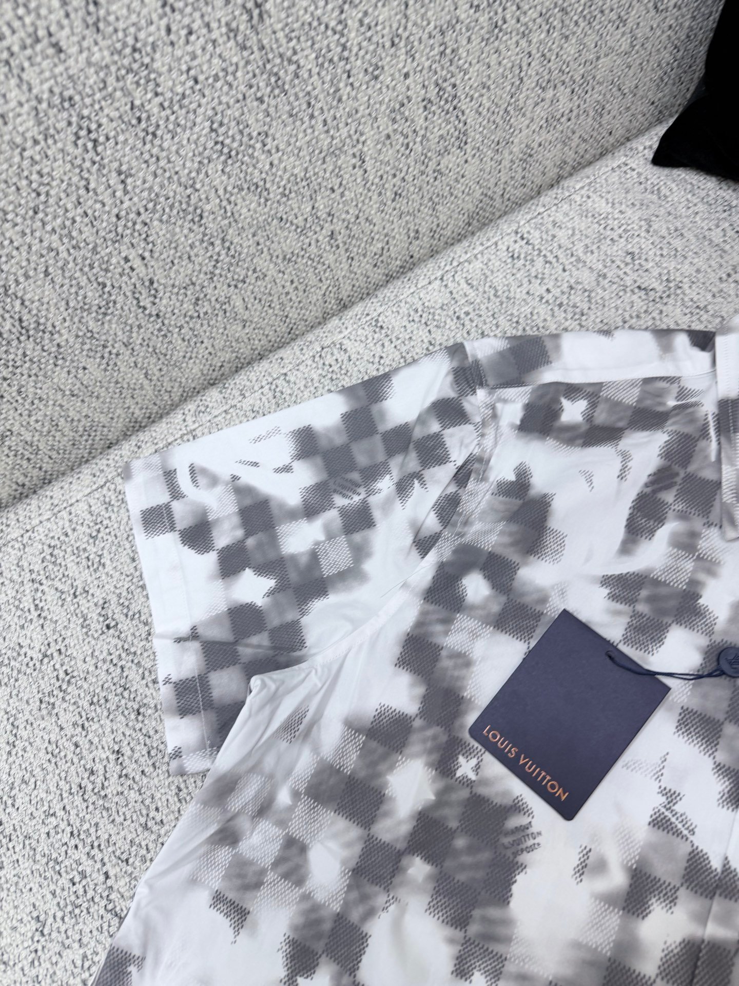 LV New Spring/Summer Collection - Printed Drawstring Short Sleeve ShirtM6043002 - Image 5