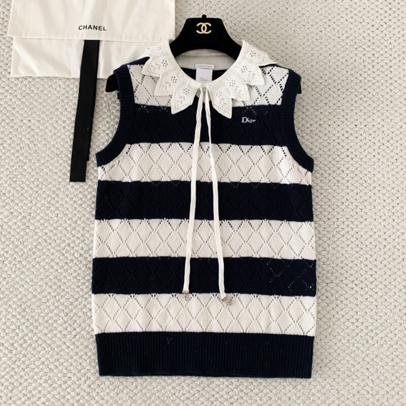 Dio*26 Autumn Early New Style Women's Striped Knitted Cardigan VestW6050407