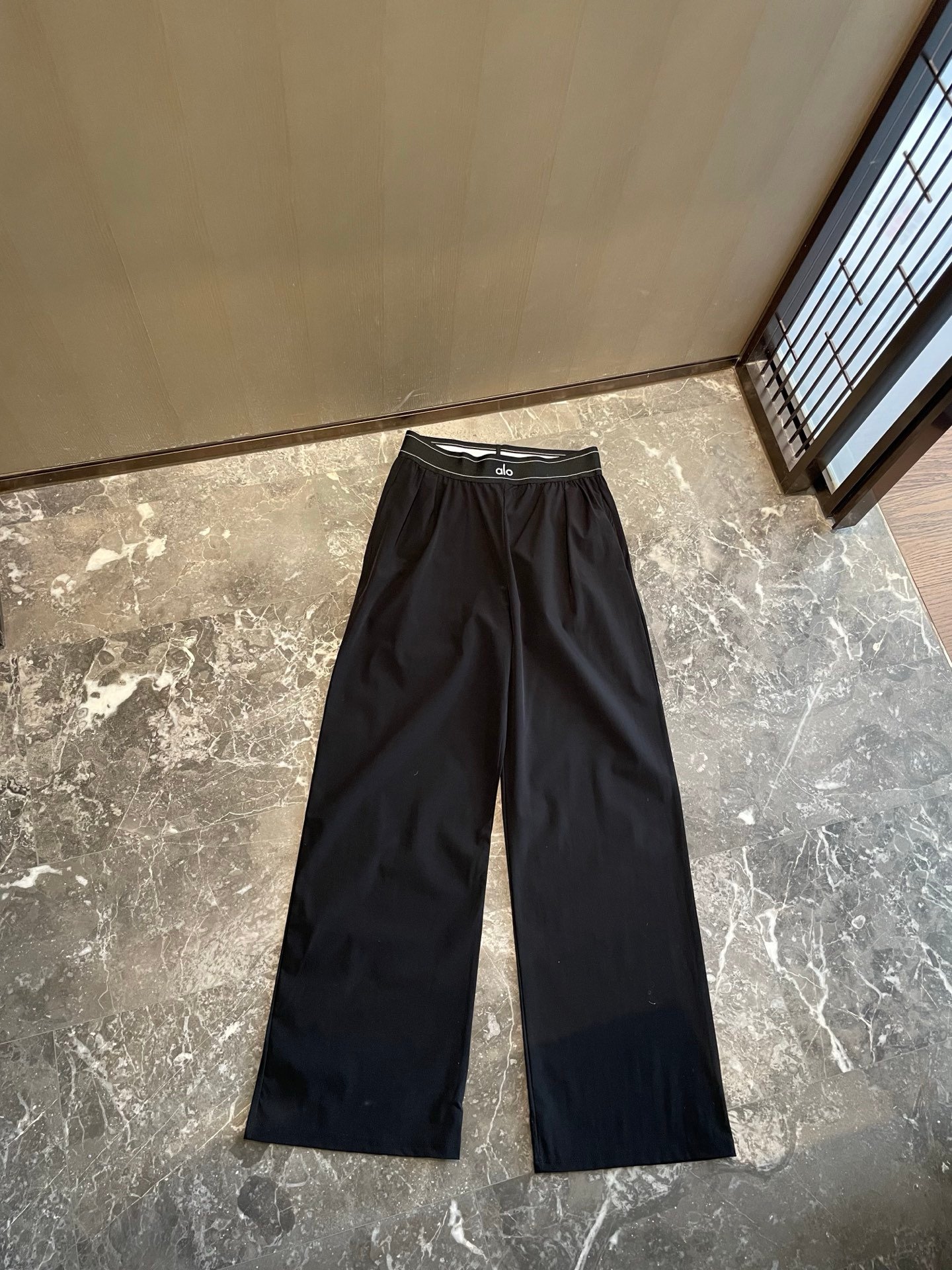 Alo Yoga Women Suit Up Trouser Regular High Waist W6050501 - Image 7