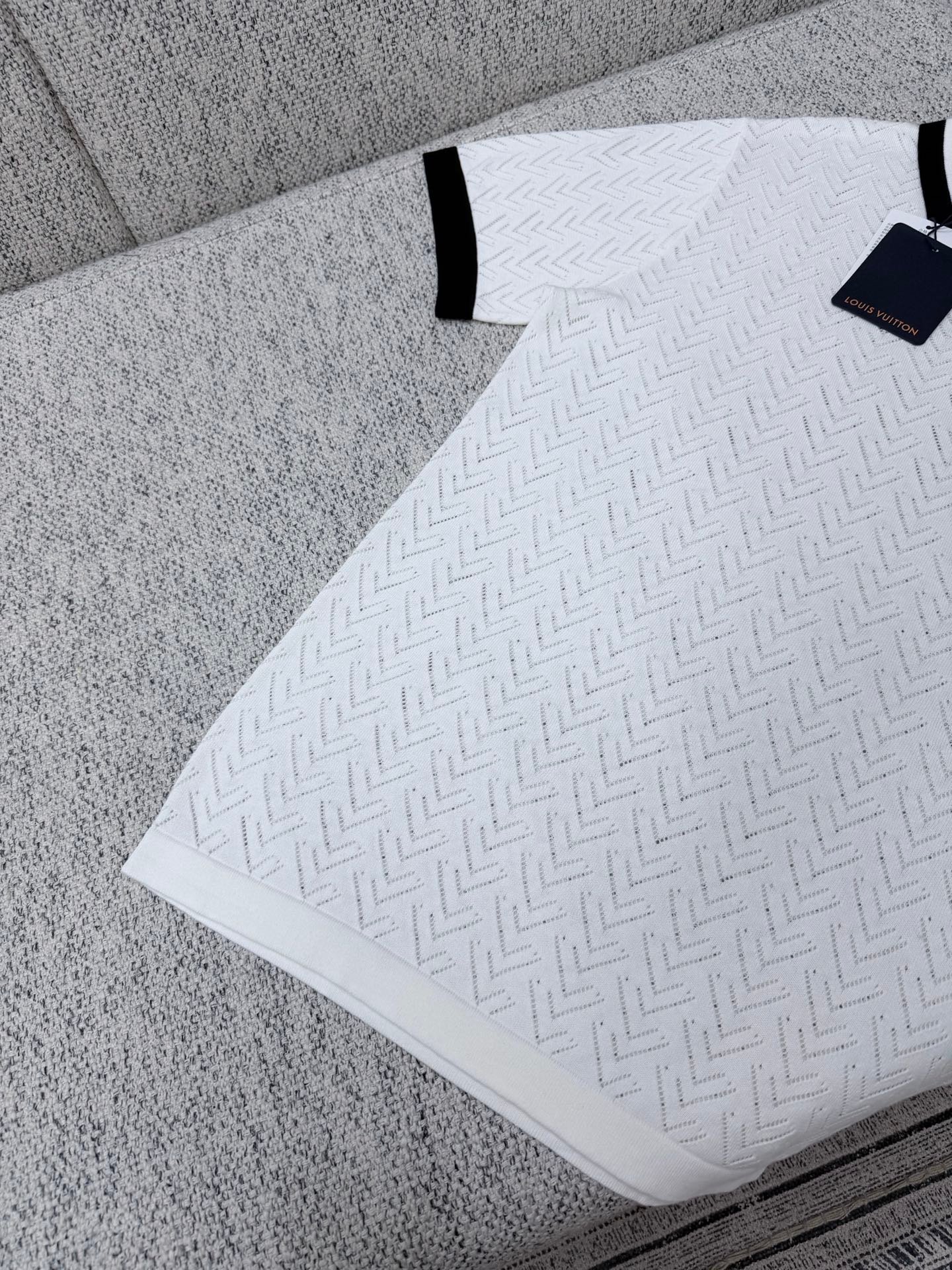 LV 26ss Spring/Summer Collection - New Color-Contrasting Floral Buttoned Mesh Short Sleeve Shirt M6051006 - Image 7