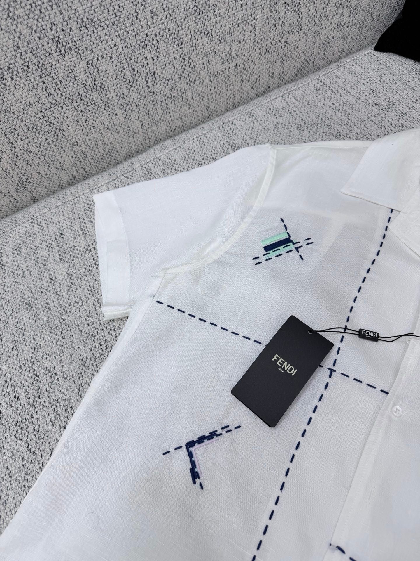 Fendi 2026 Spring/Summer collection - new bowling collar and short-sleeved shirts.M6051007 - Image 8