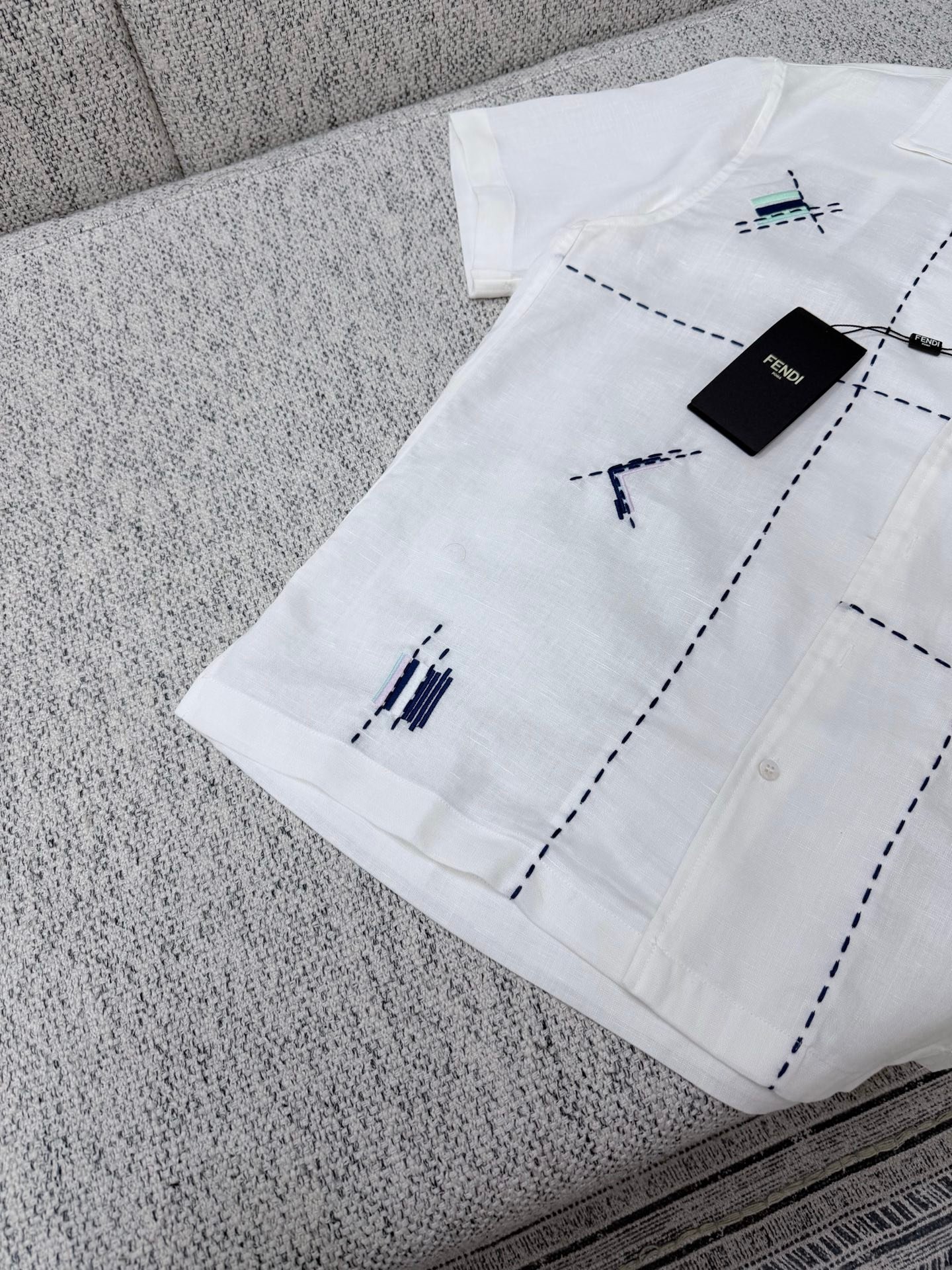 Fendi 2026 Spring/Summer collection - new bowling collar and short-sleeved shirts.M6051007 - Image 9