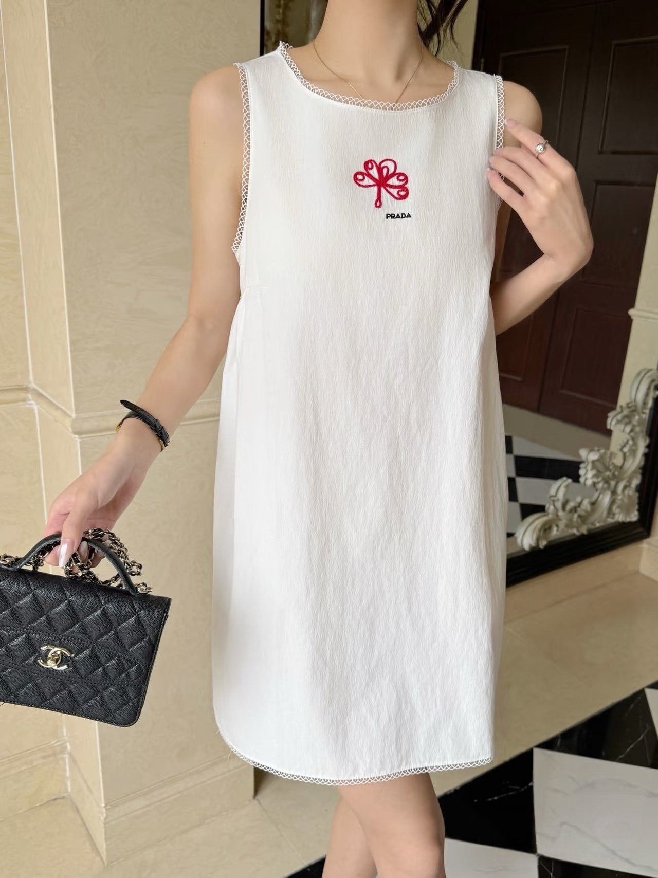 Prada White Embroidered slubbed canvas mini-dress W6051204 - Image 4