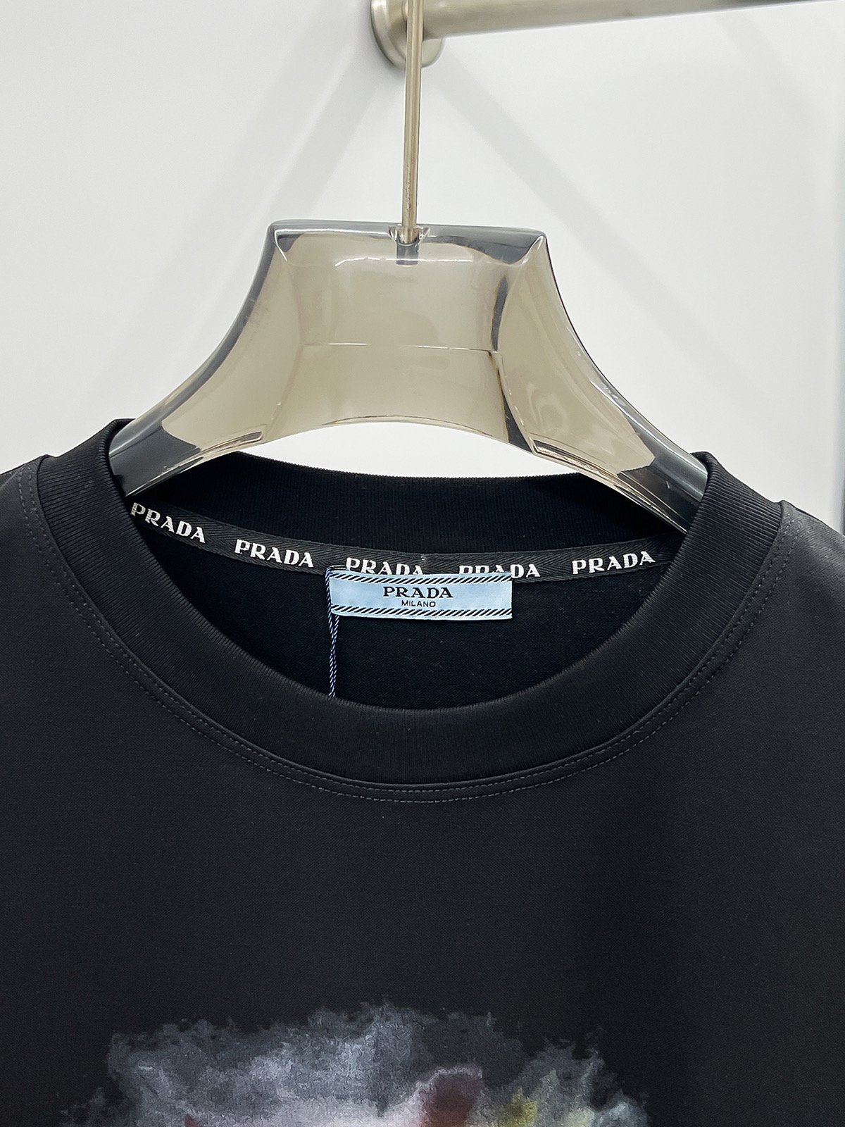 Prada 2026 Summer Collection New Items M6051202 - Image 6