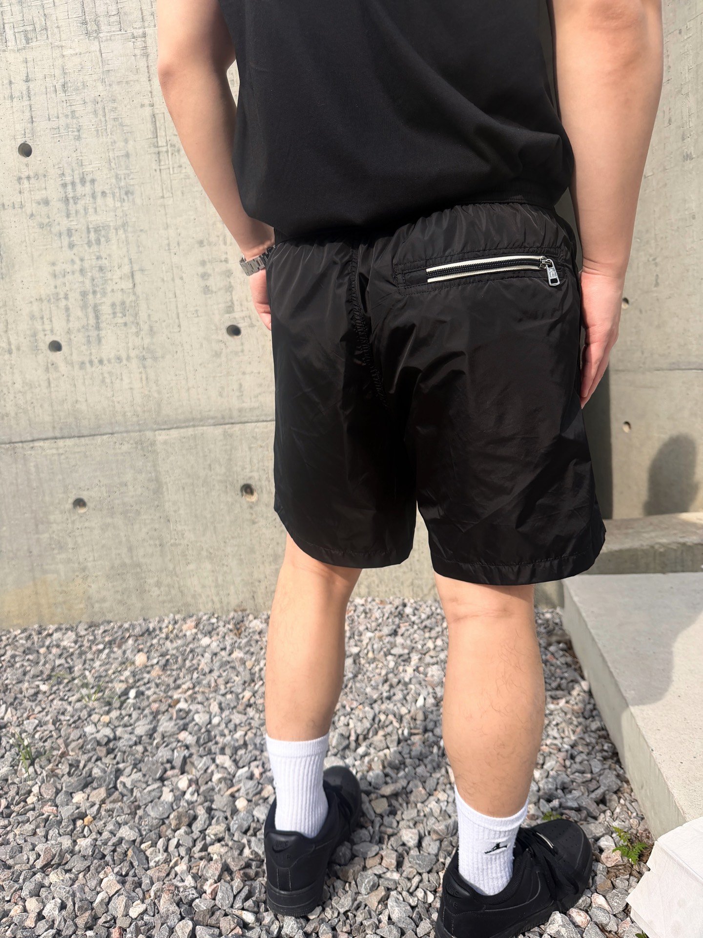 Canada Goose logo shorts M6051402 - Image 5
