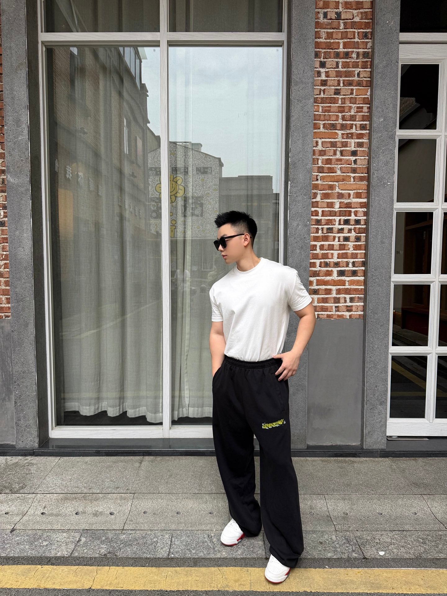 Balenciaga tape graffiti pants M6051505 - Image 3