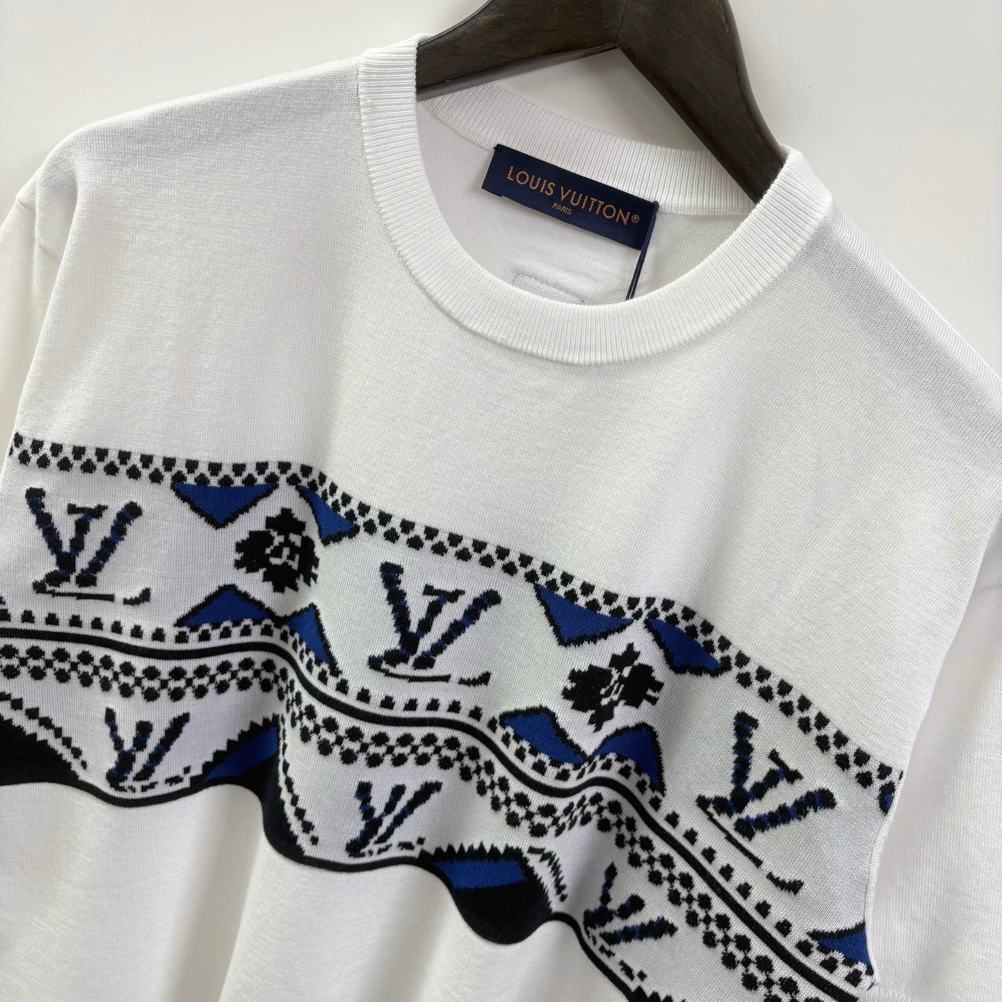 26SS New Louis Vuitton Silk Print Letter Sleeveless Shirt M6052008 - Image 8