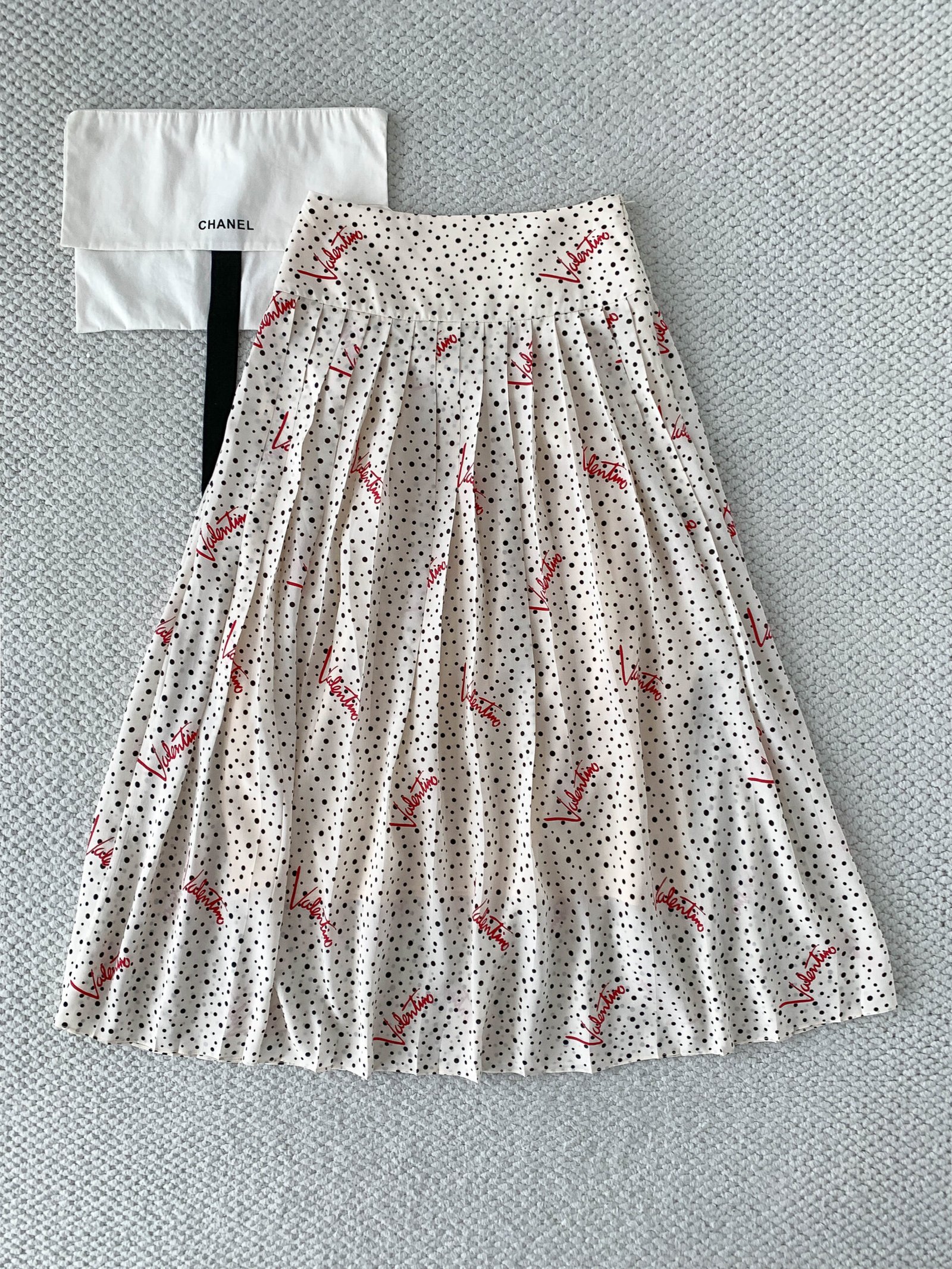 Valentino Multi Silk Plus De Pois Midi Skirt W6051904 - Image 3