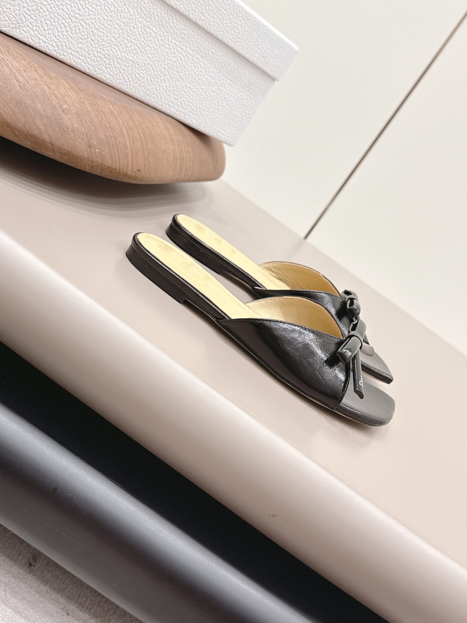 Dior bow flat sandals B6052102 - Image 3
