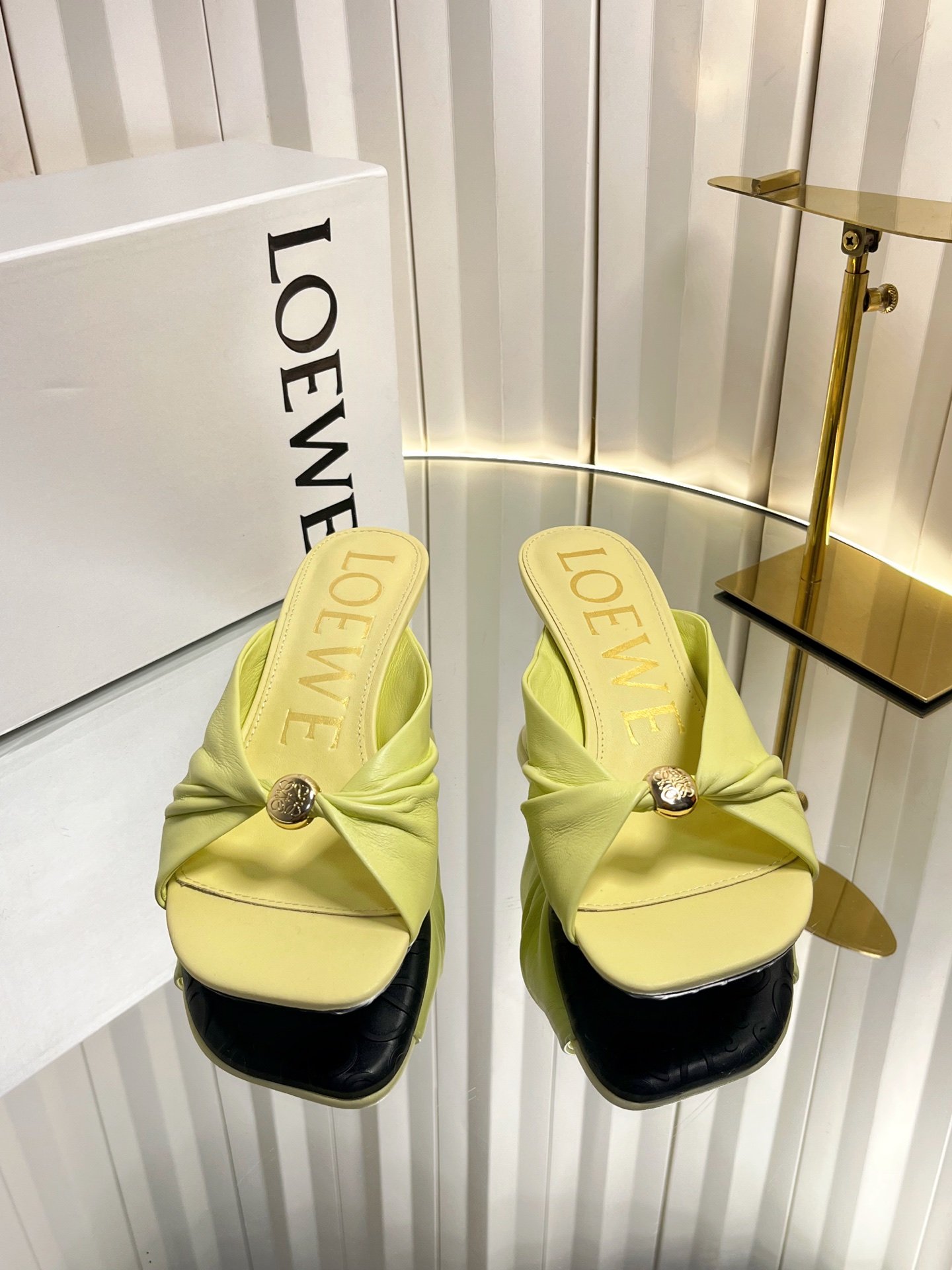 LOEWE Toys Penta Knot Detail High Heels B6052104 - Image 8