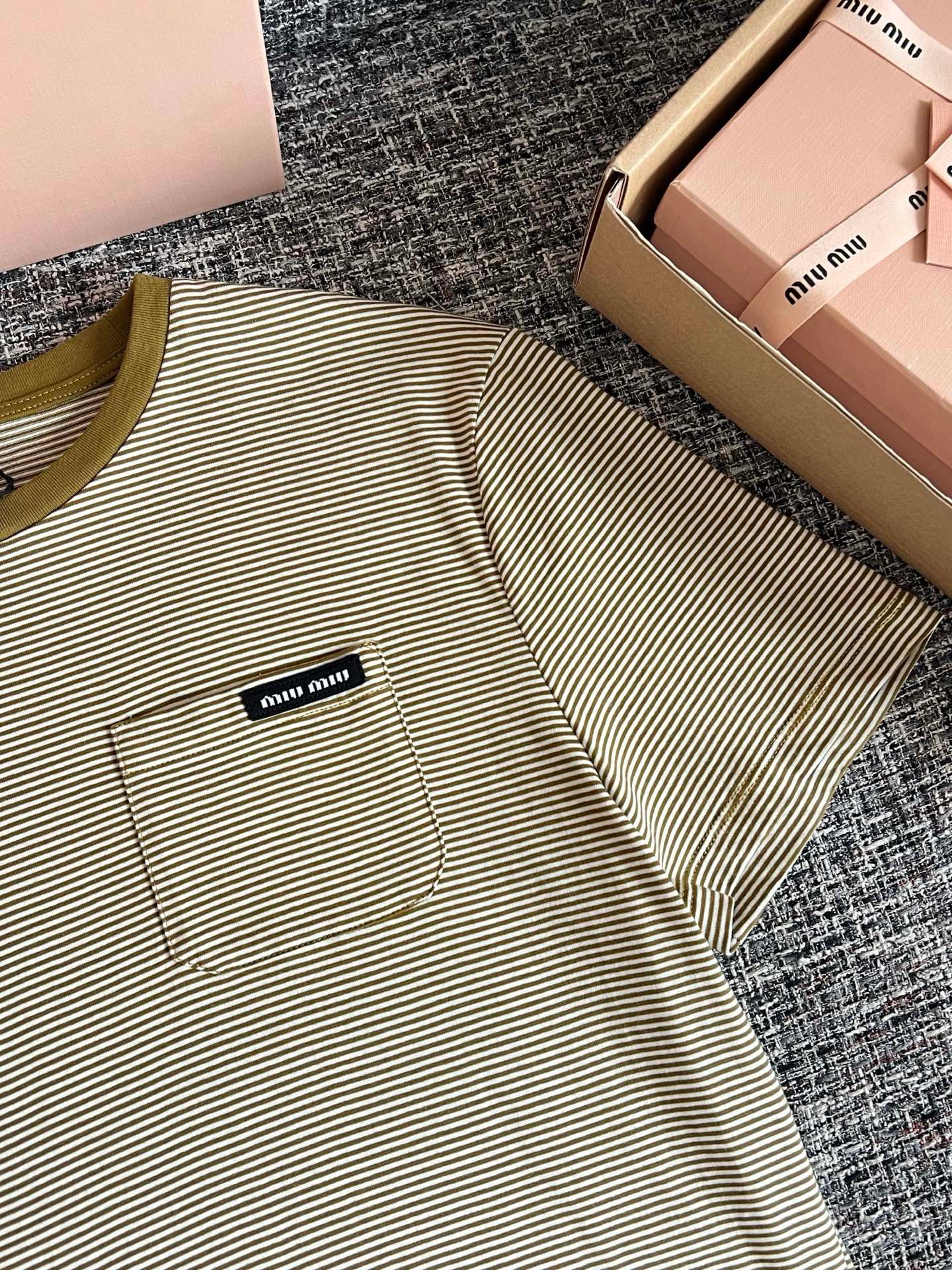 Miu Miu Ivory/olive Cotton T-shirt W6052204 - Image 3