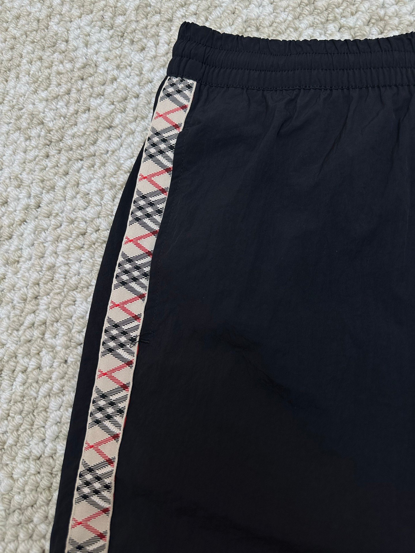 Burberry 2026 Spring/Summer Collection - Drawstring Swimsuit PantsM6052206 - Image 11